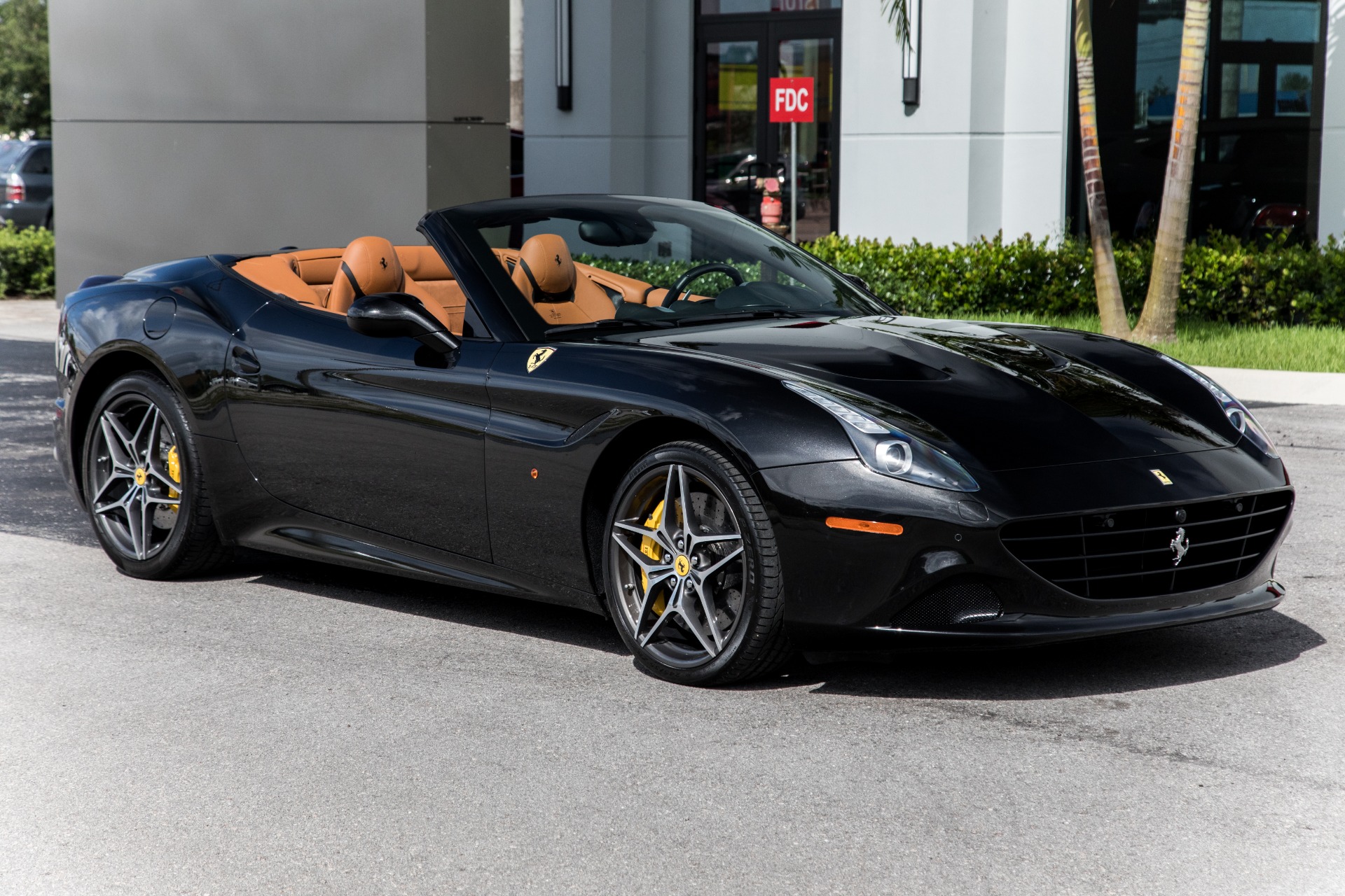 Used-2016-Ferrari-California-T