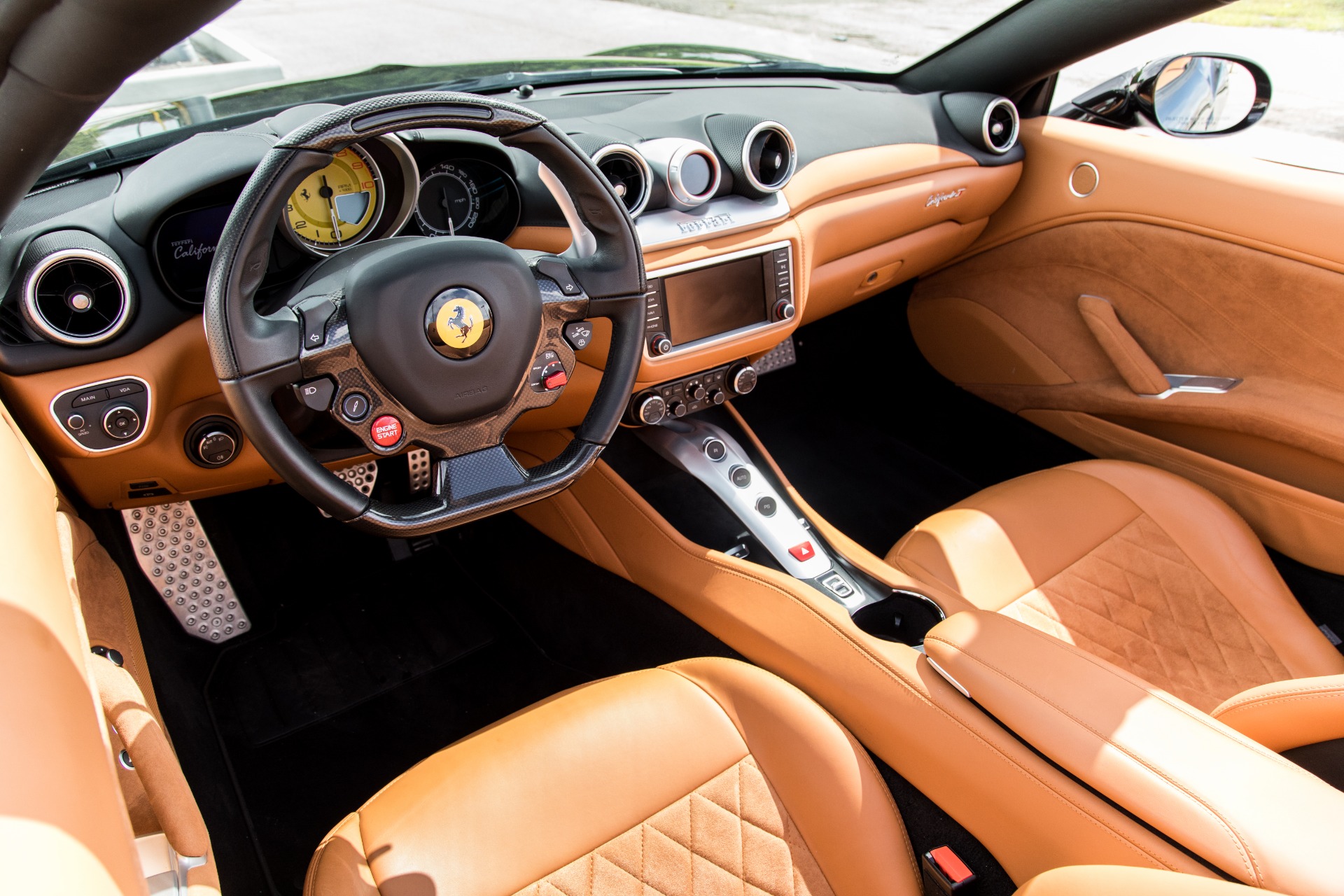Used-2016-Ferrari-California-T