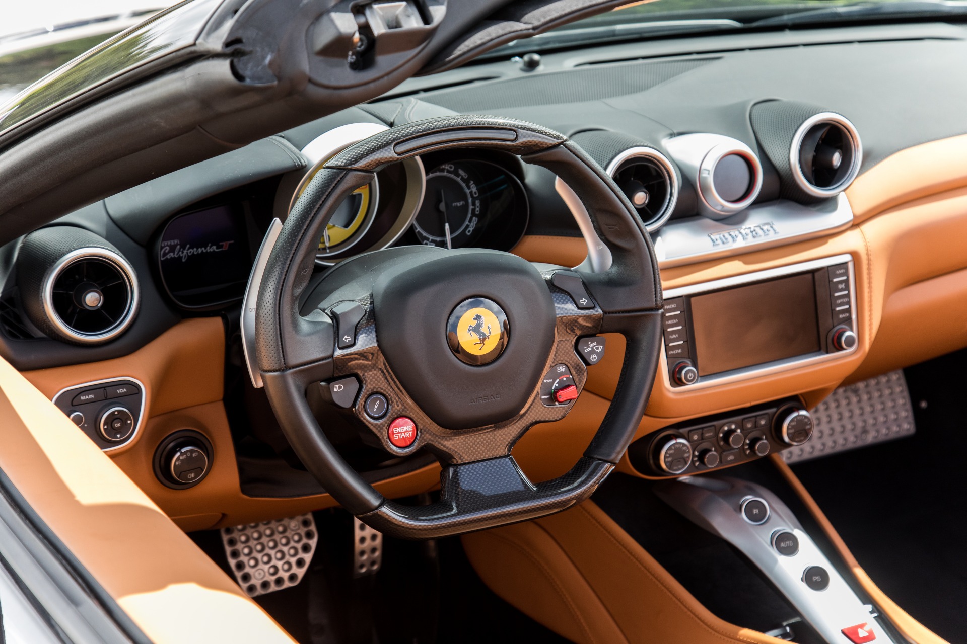 Used-2016-Ferrari-California-T