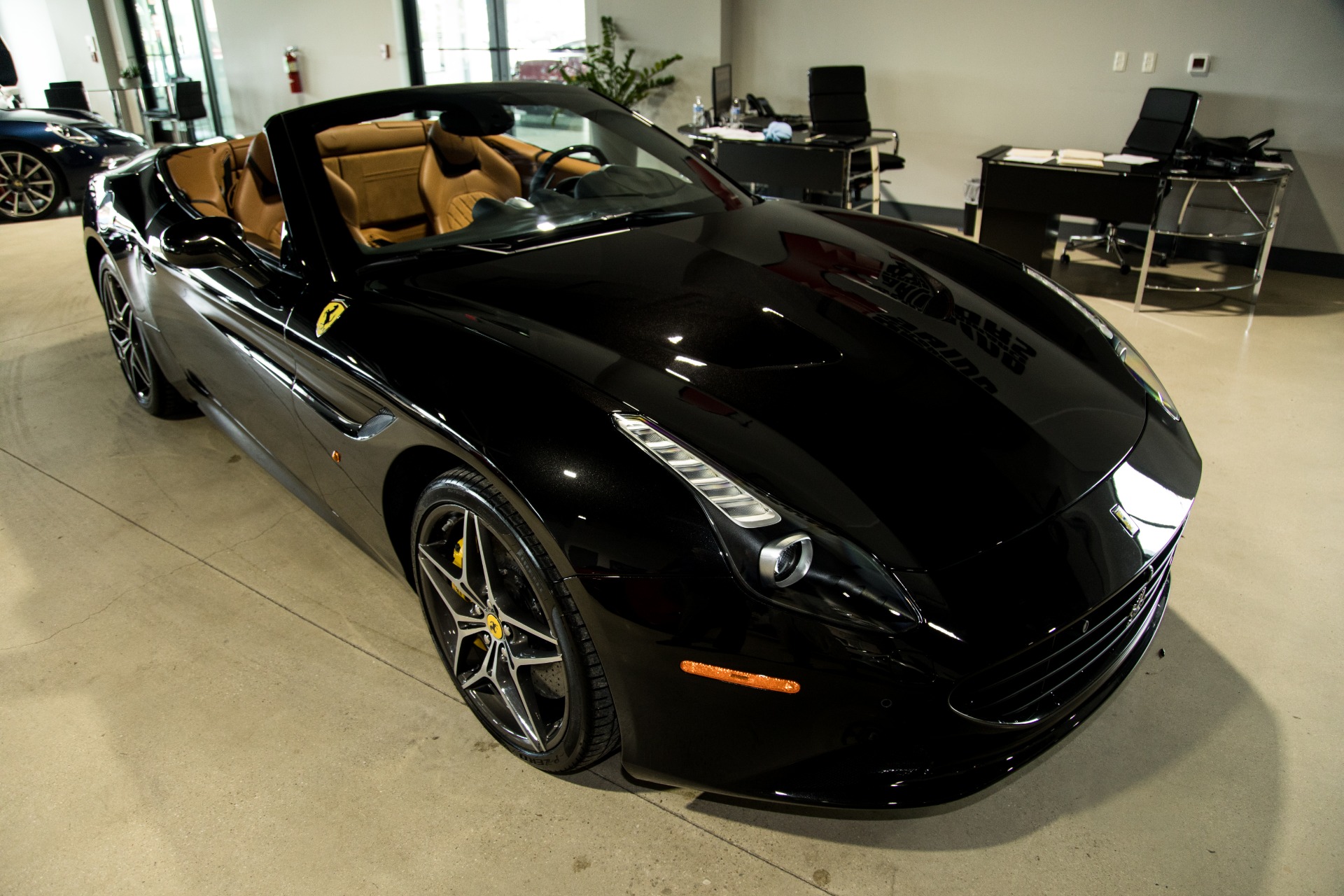 Used-2016-Ferrari-California-T