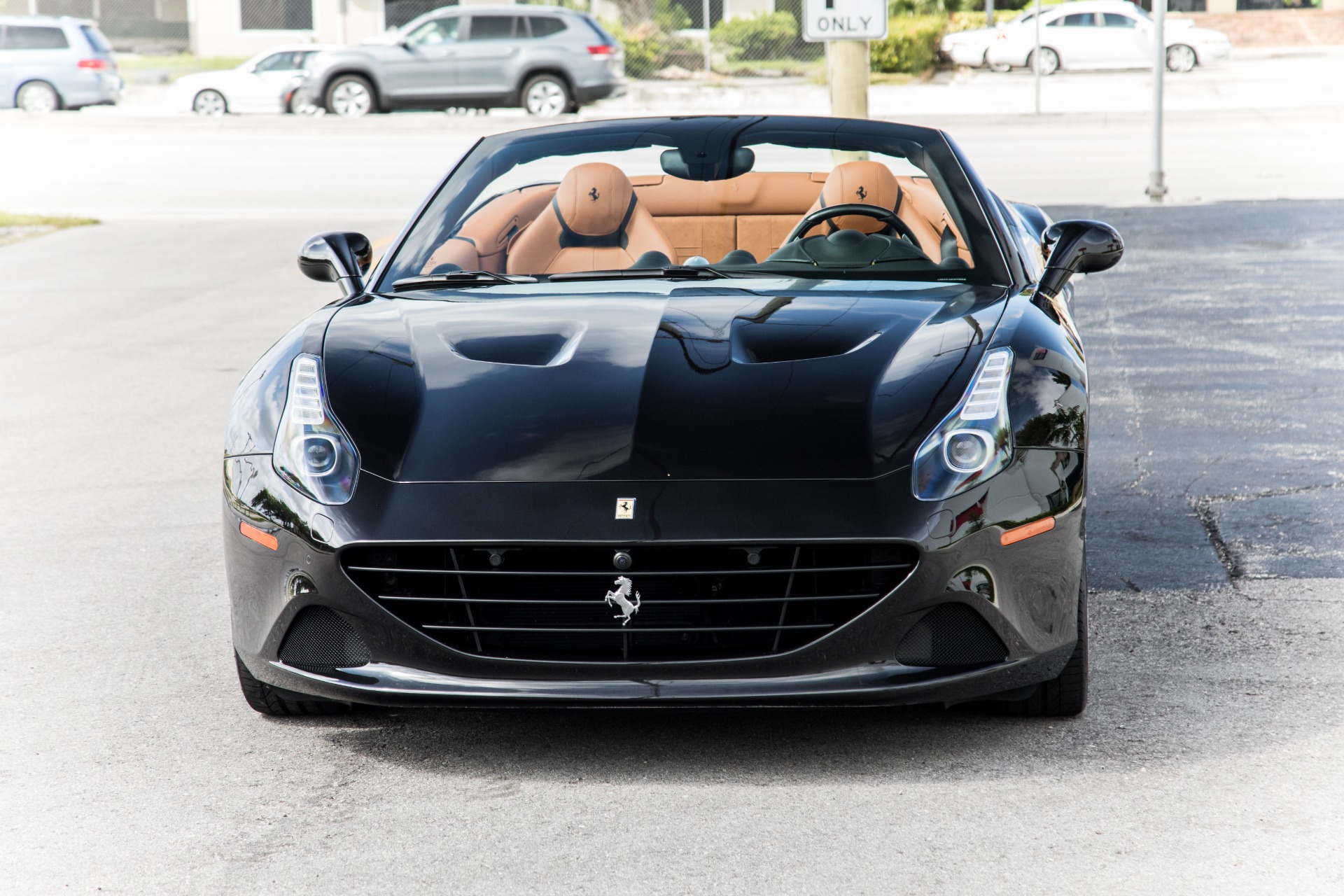 Used-2016-Ferrari-California-T