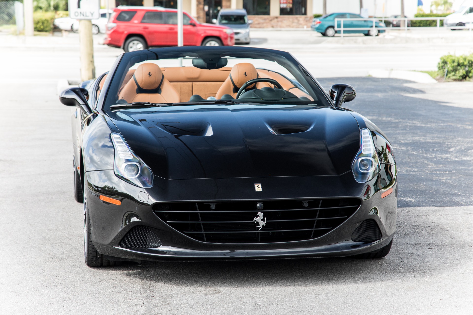Used-2016-Ferrari-California-T