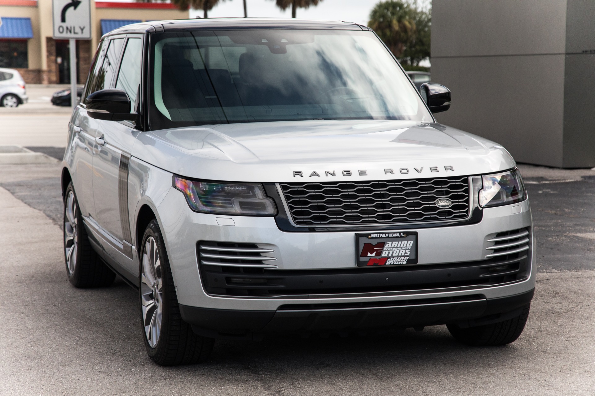 Used-2018-Land-Rover-Range-Rover-Supercharged