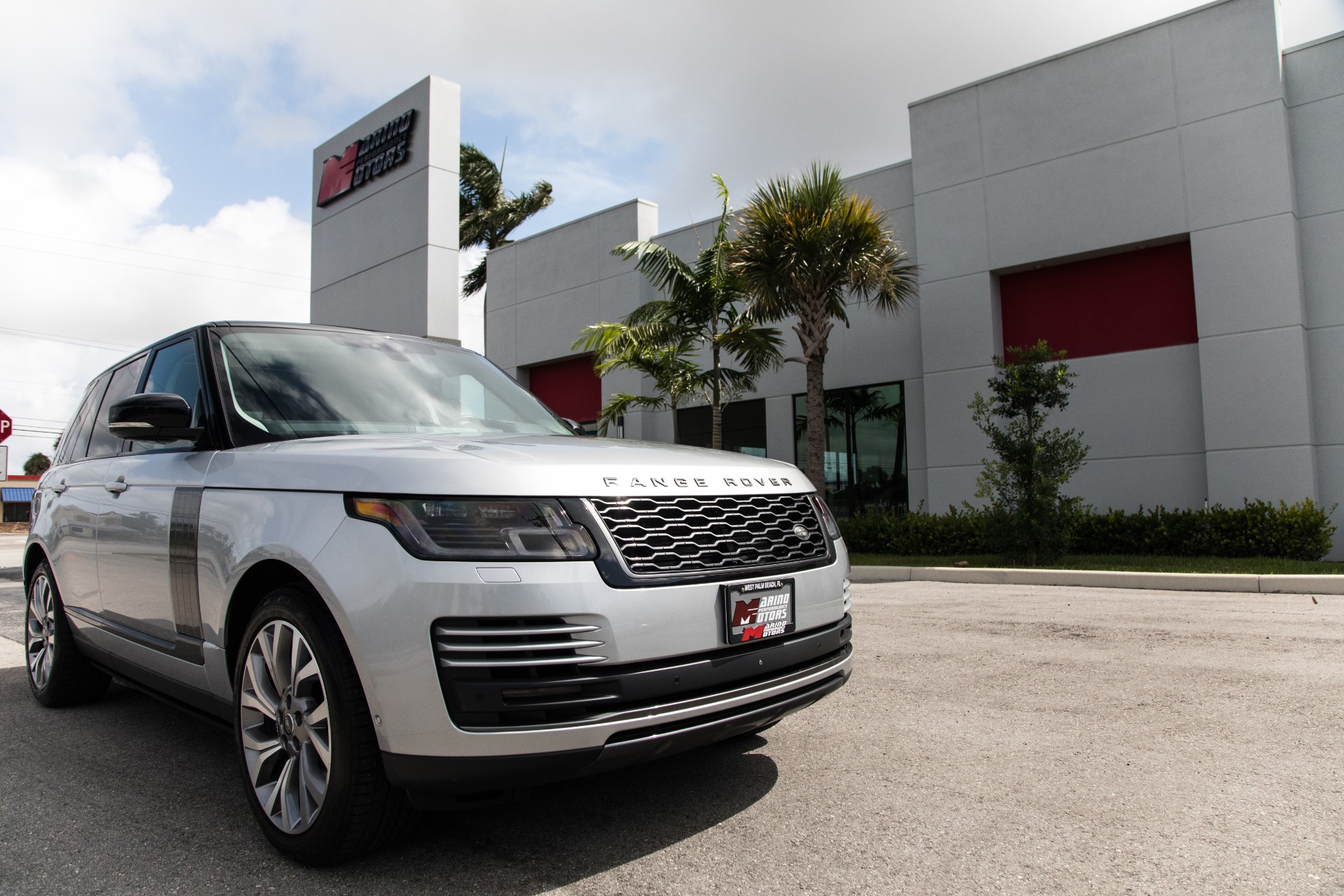 Used-2018-Land-Rover-Range-Rover-Supercharged