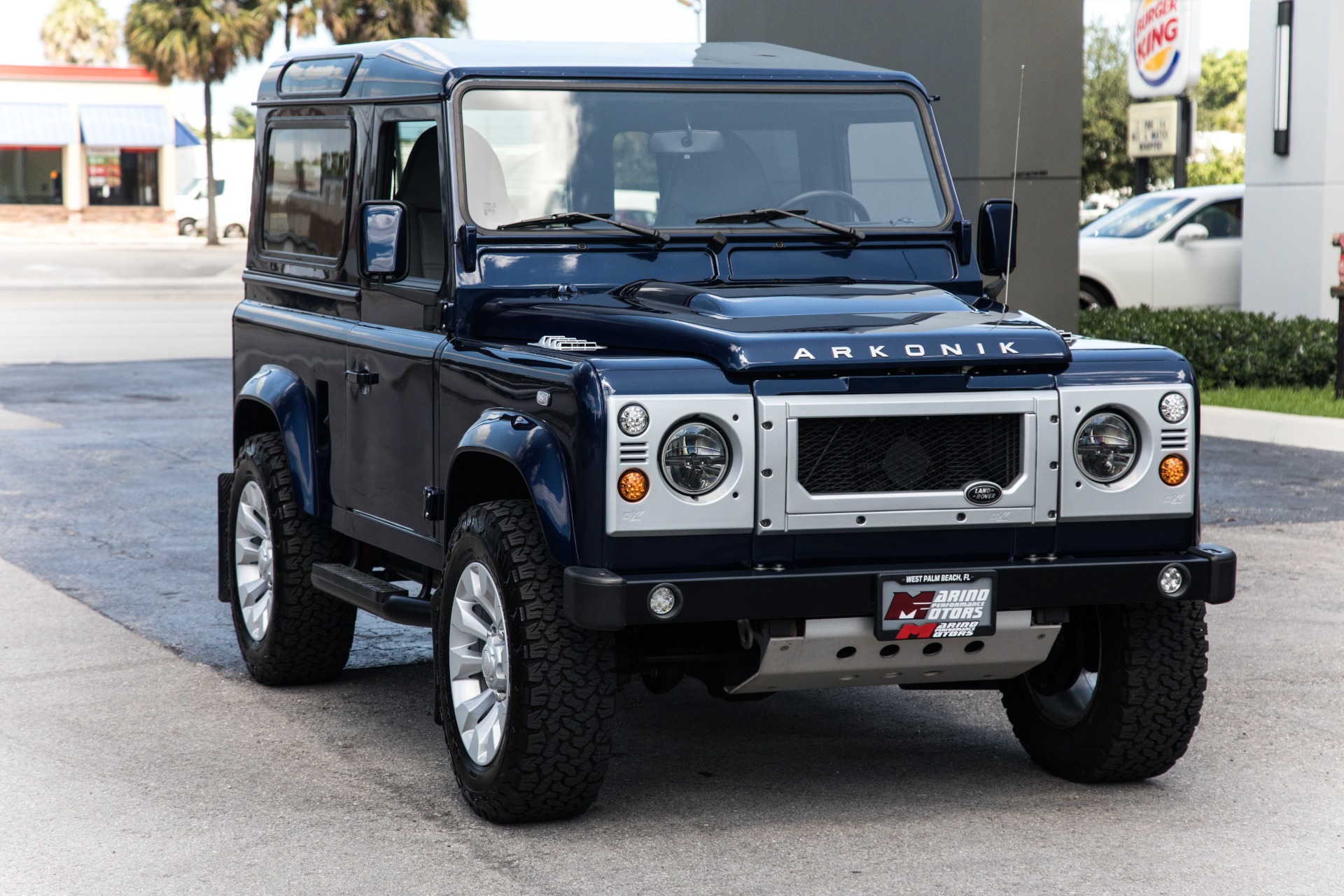 Used-1990-Land-Rover-D90-Defender
