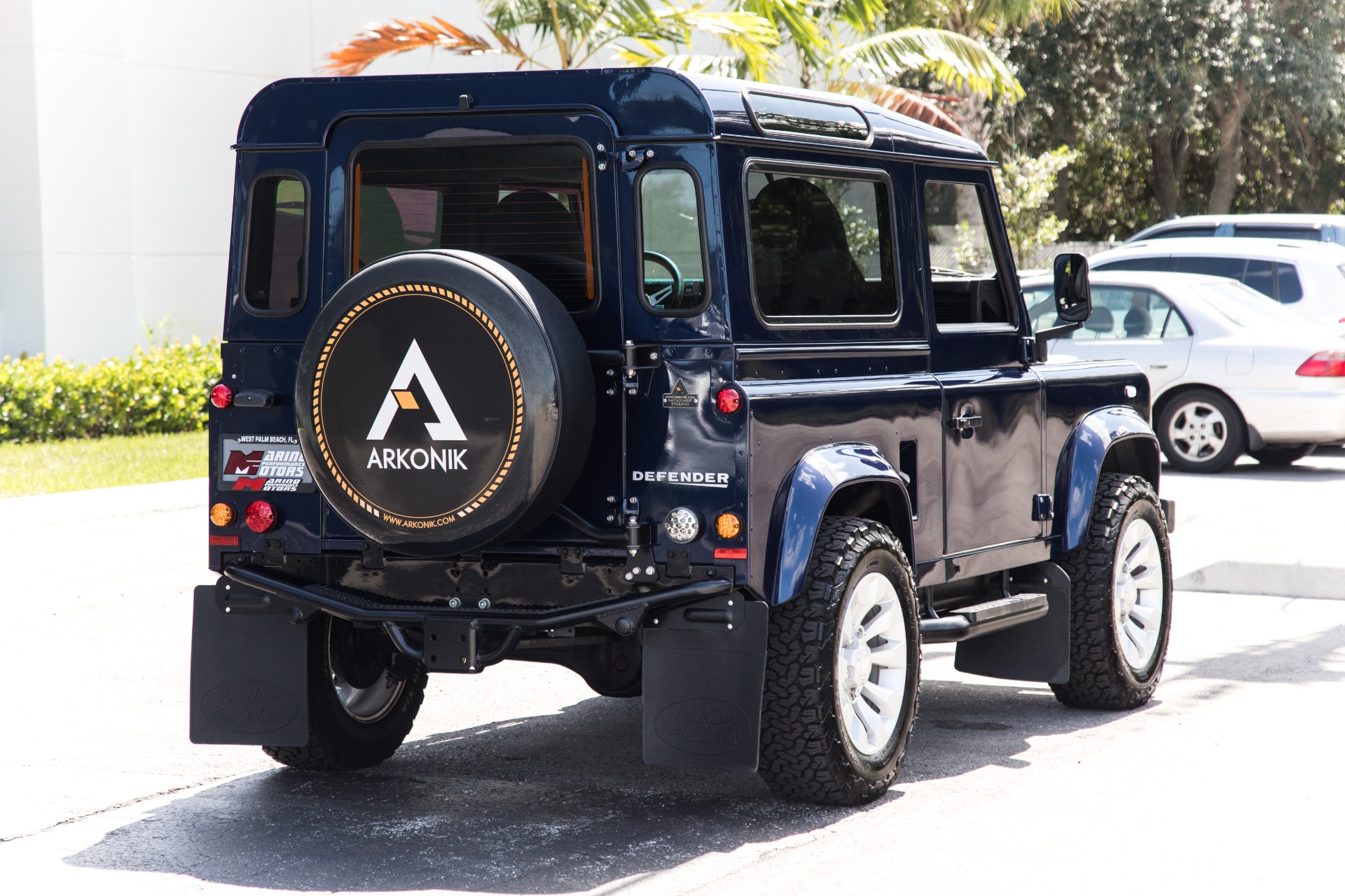 Used-1990-Land-Rover-D90-Defender