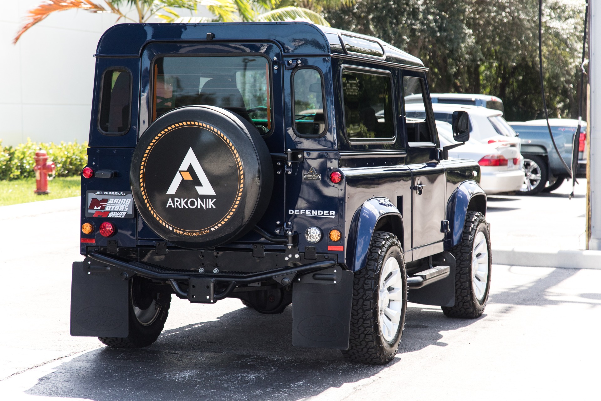 Used-1990-Land-Rover-D90-Defender
