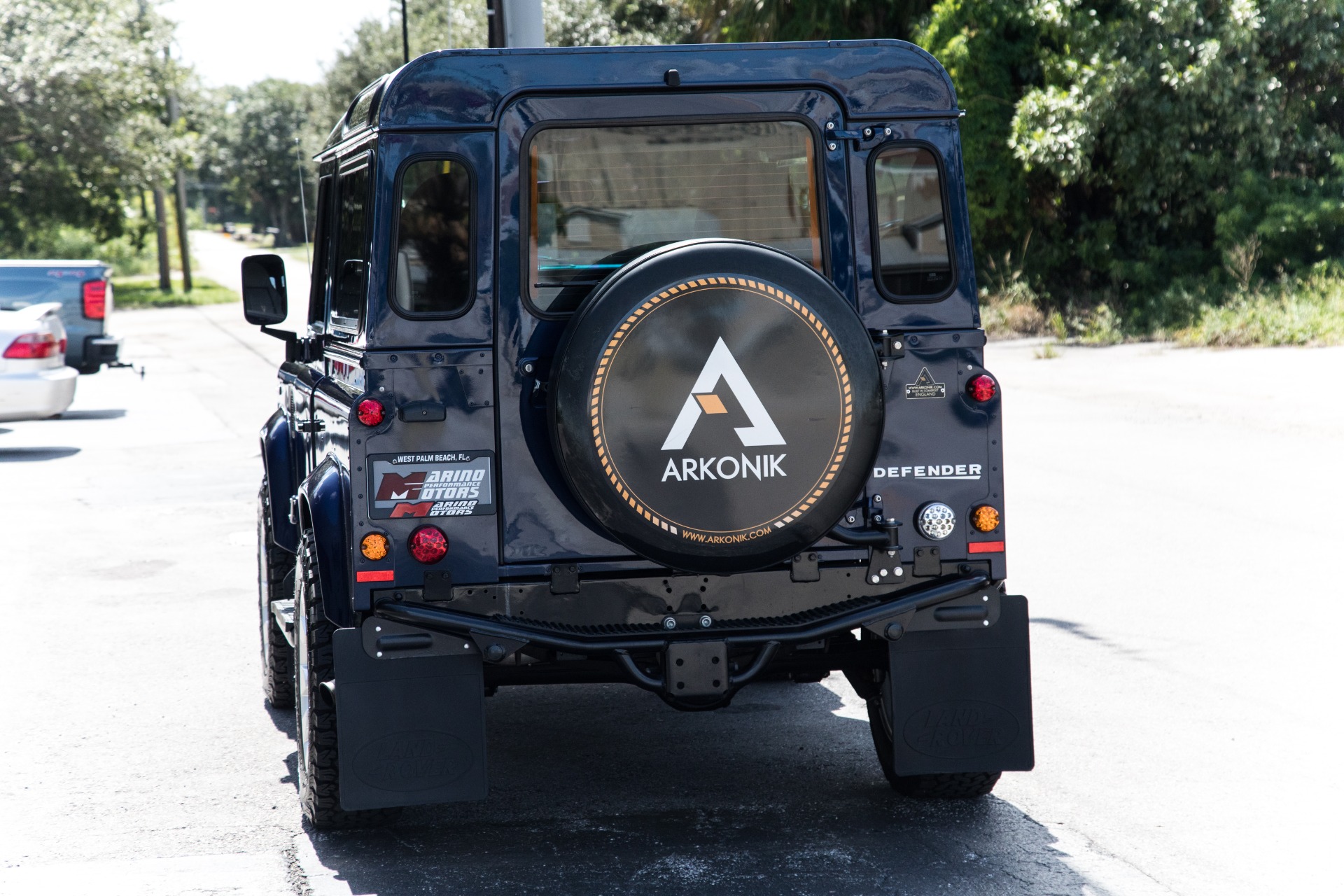 Used-1990-Land-Rover-D90-Defender