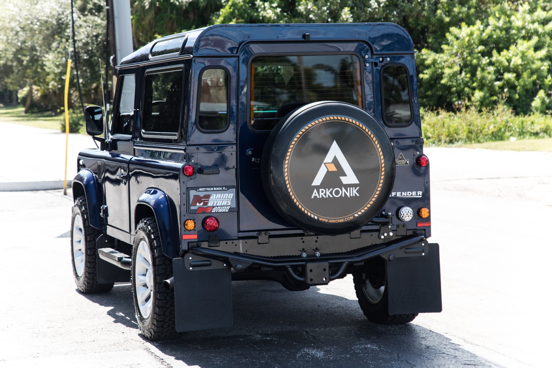 Used-1990-Land-Rover-D90-Defender