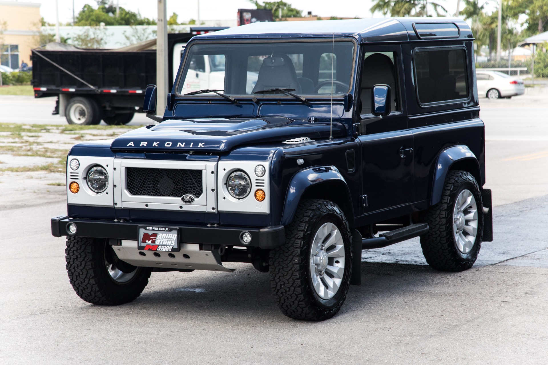 Used 1990 Land Rover D90 Defender For Sale 109 900 Marino used-1997-land-rover-defender-110-for-sale-sold-autobahn-south