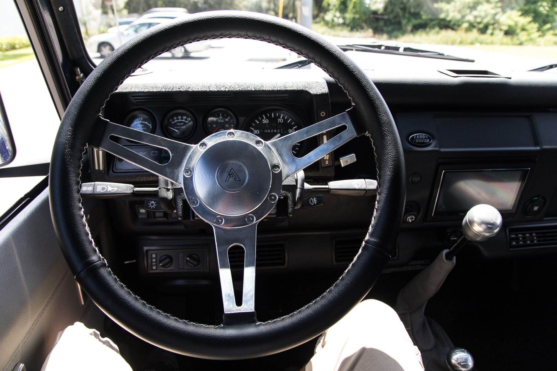 Used-1990-Land-Rover-D90-Defender