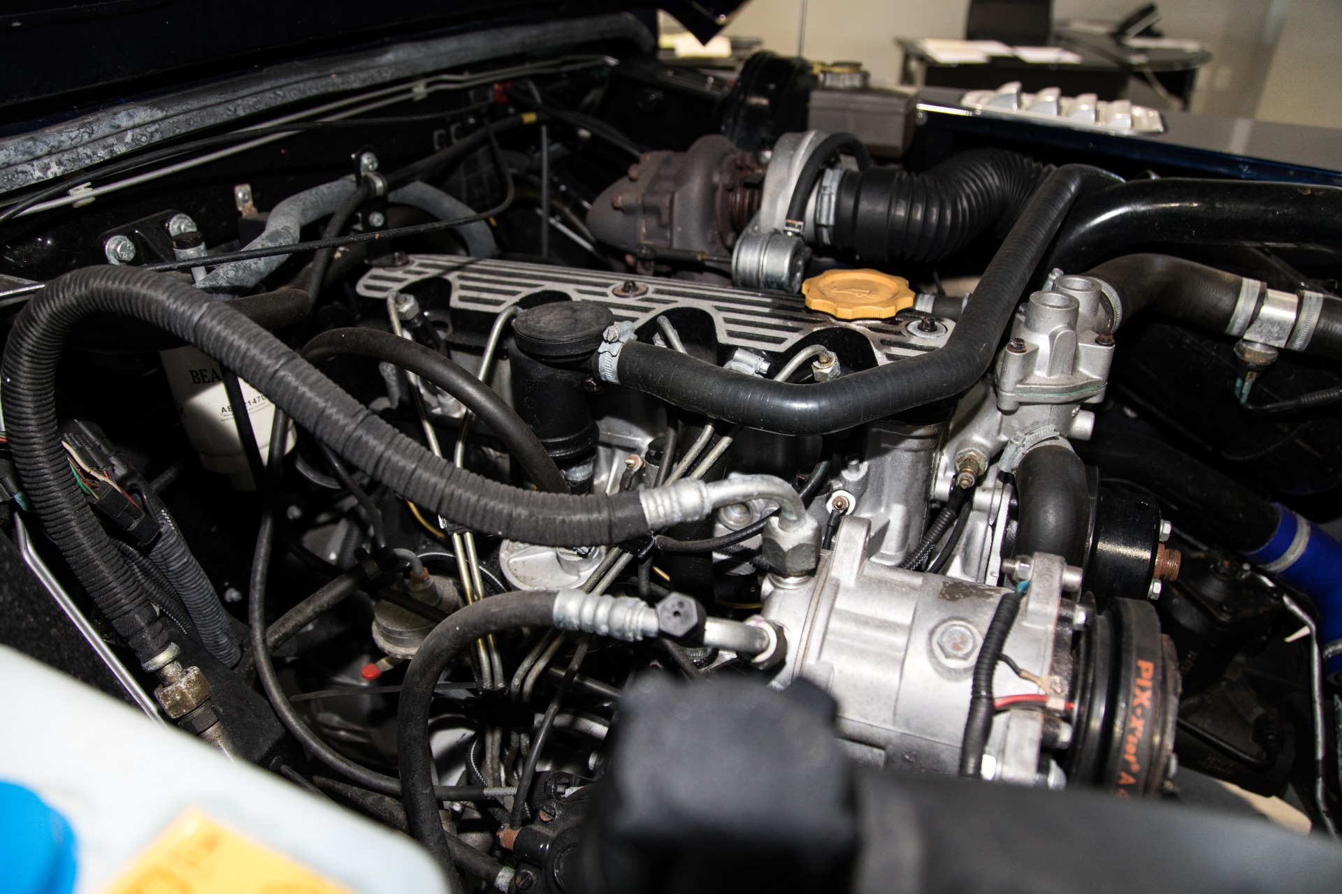 Used-1990-Land-Rover-D90-Defender