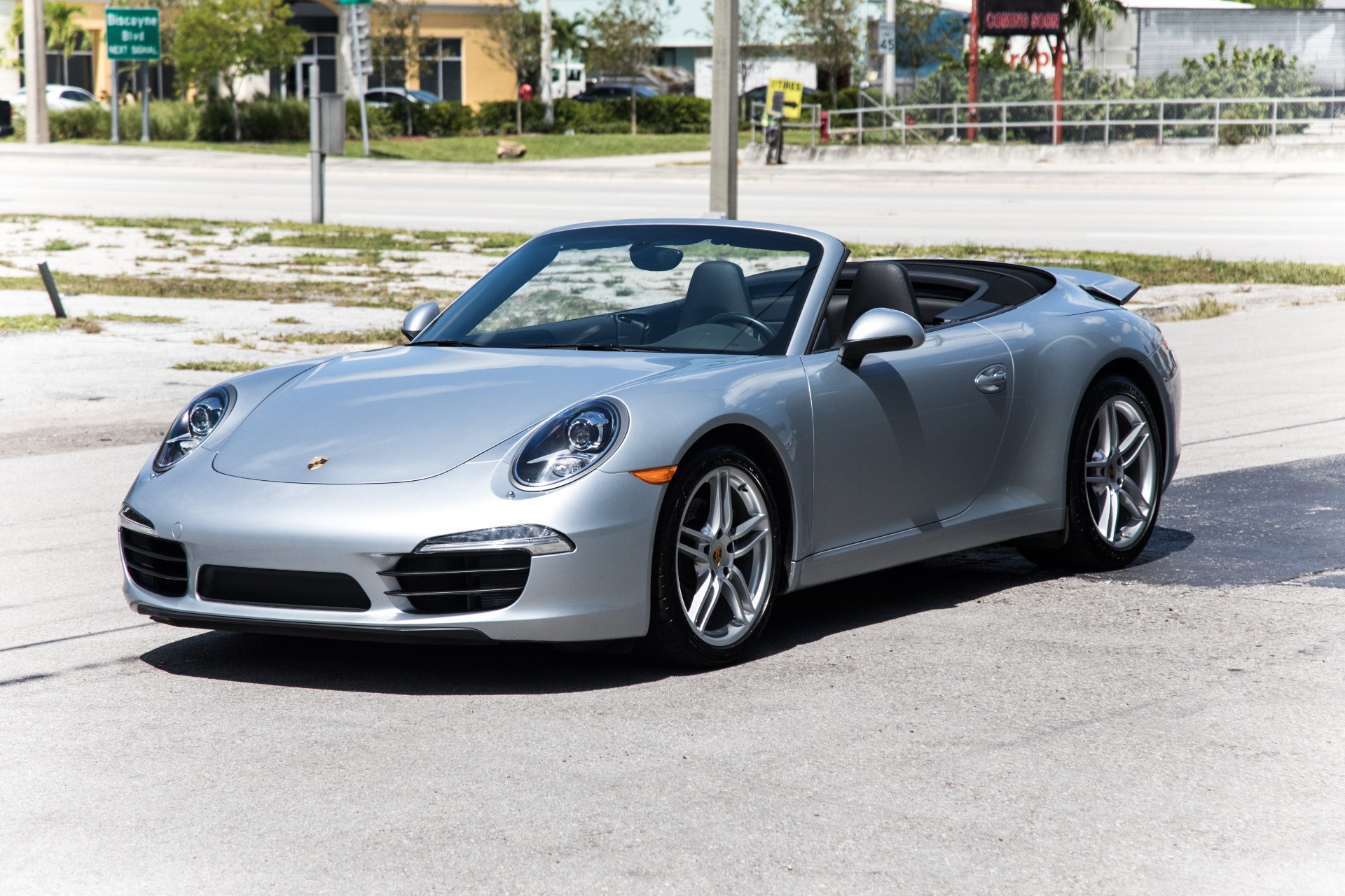 Used-2015-Porsche-911-Carrera