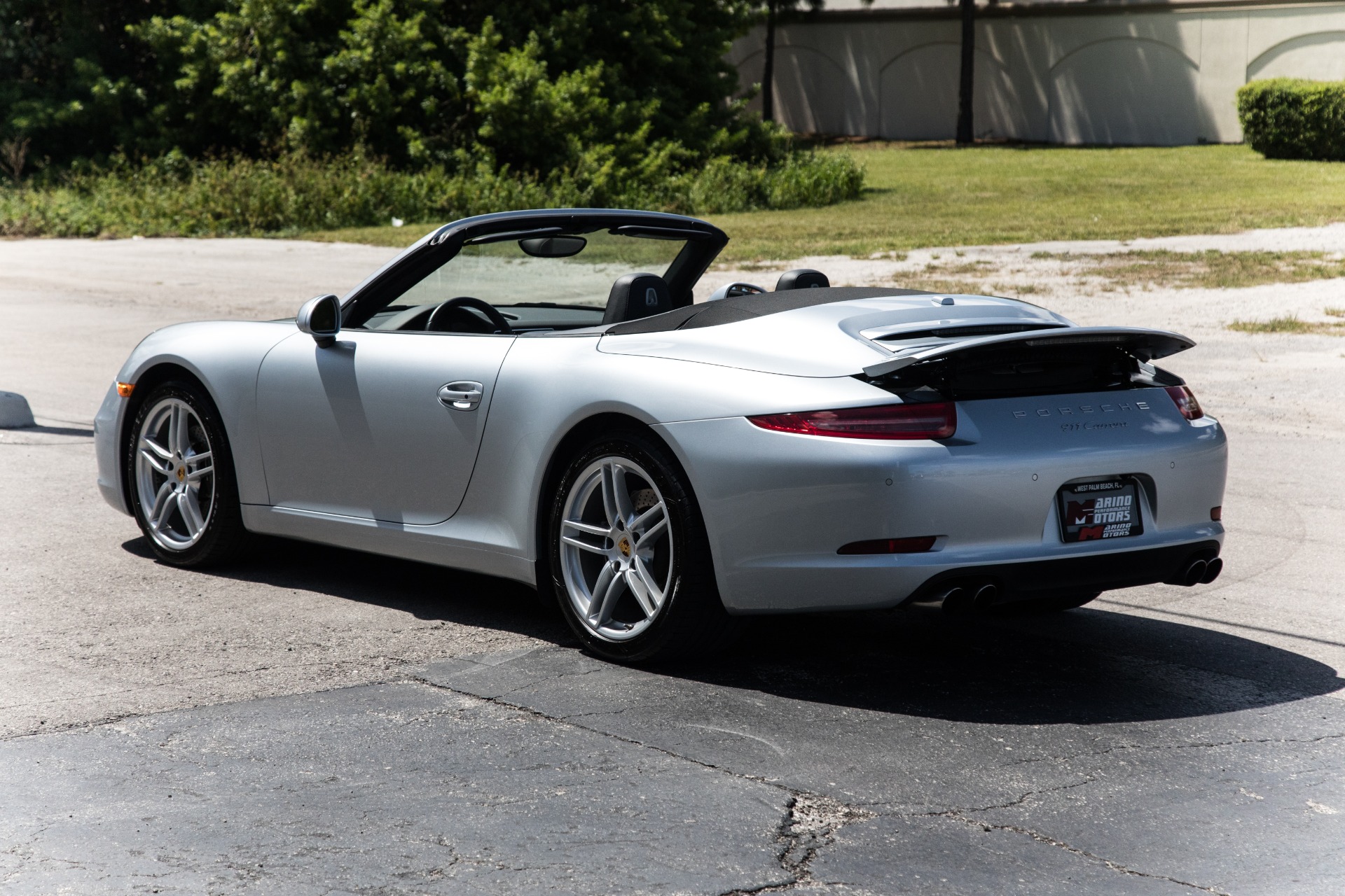 Used-2015-Porsche-911-Carrera