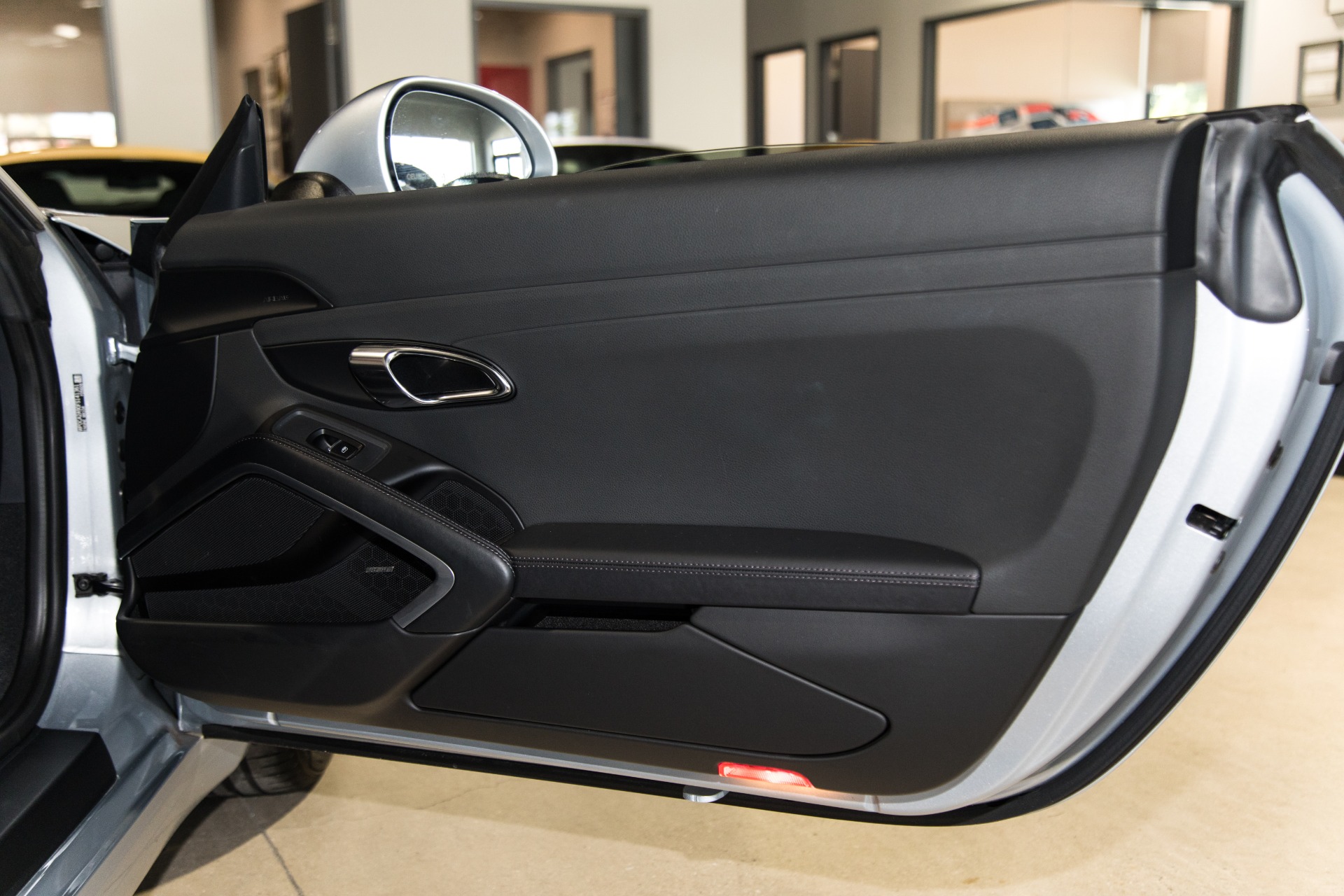 Used-2015-Porsche-911-Carrera