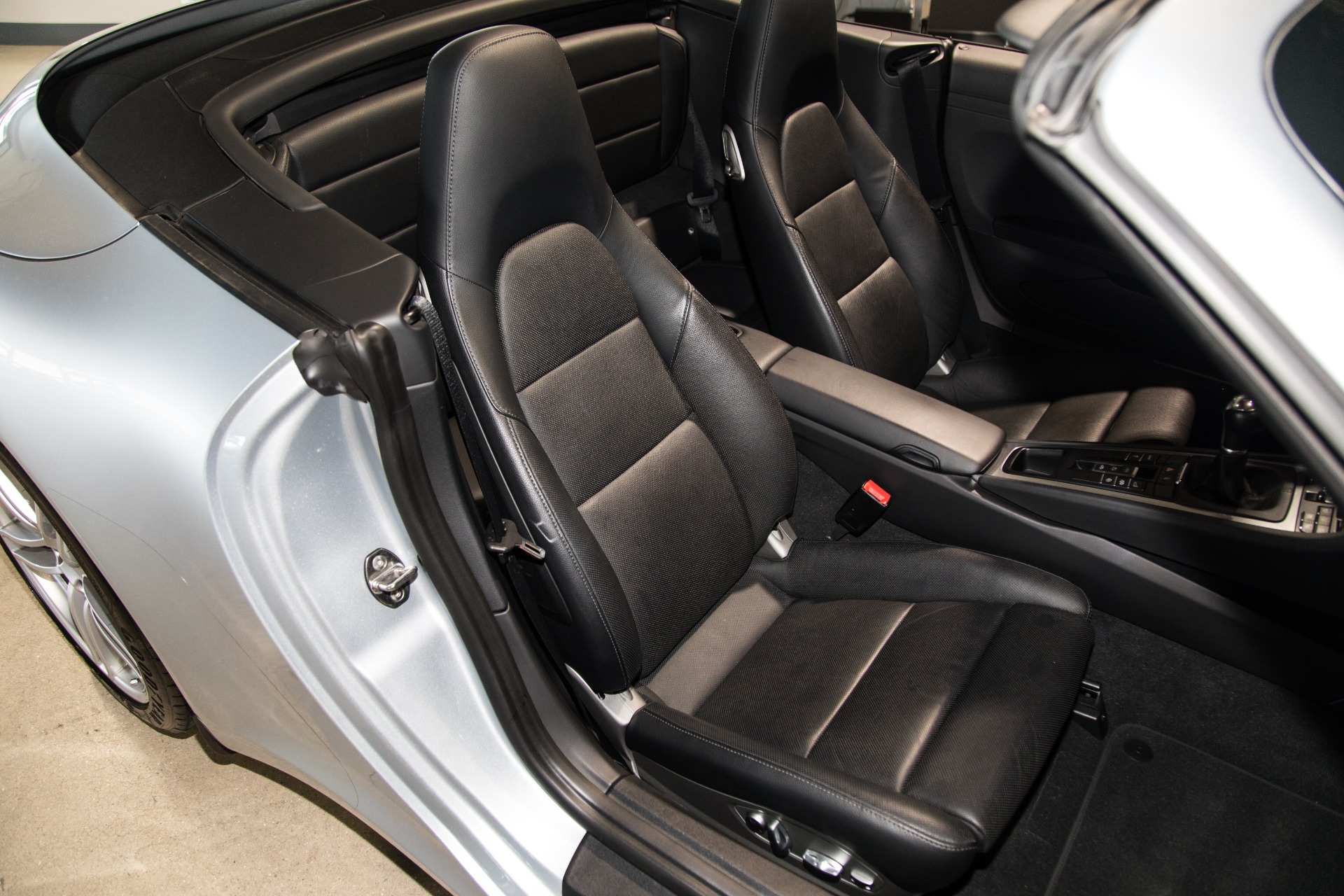 Used-2015-Porsche-911-Carrera