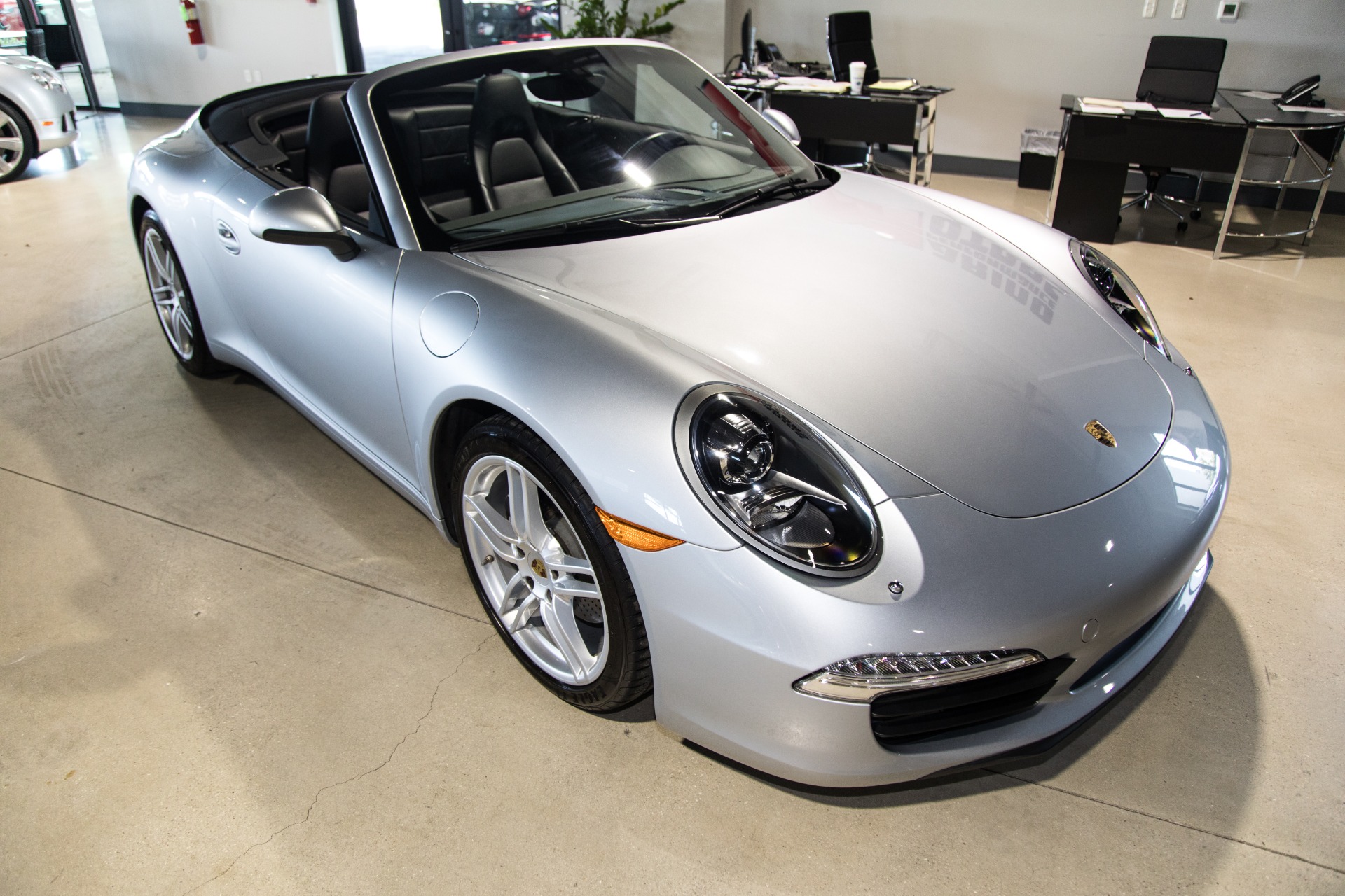 Used-2015-Porsche-911-Carrera
