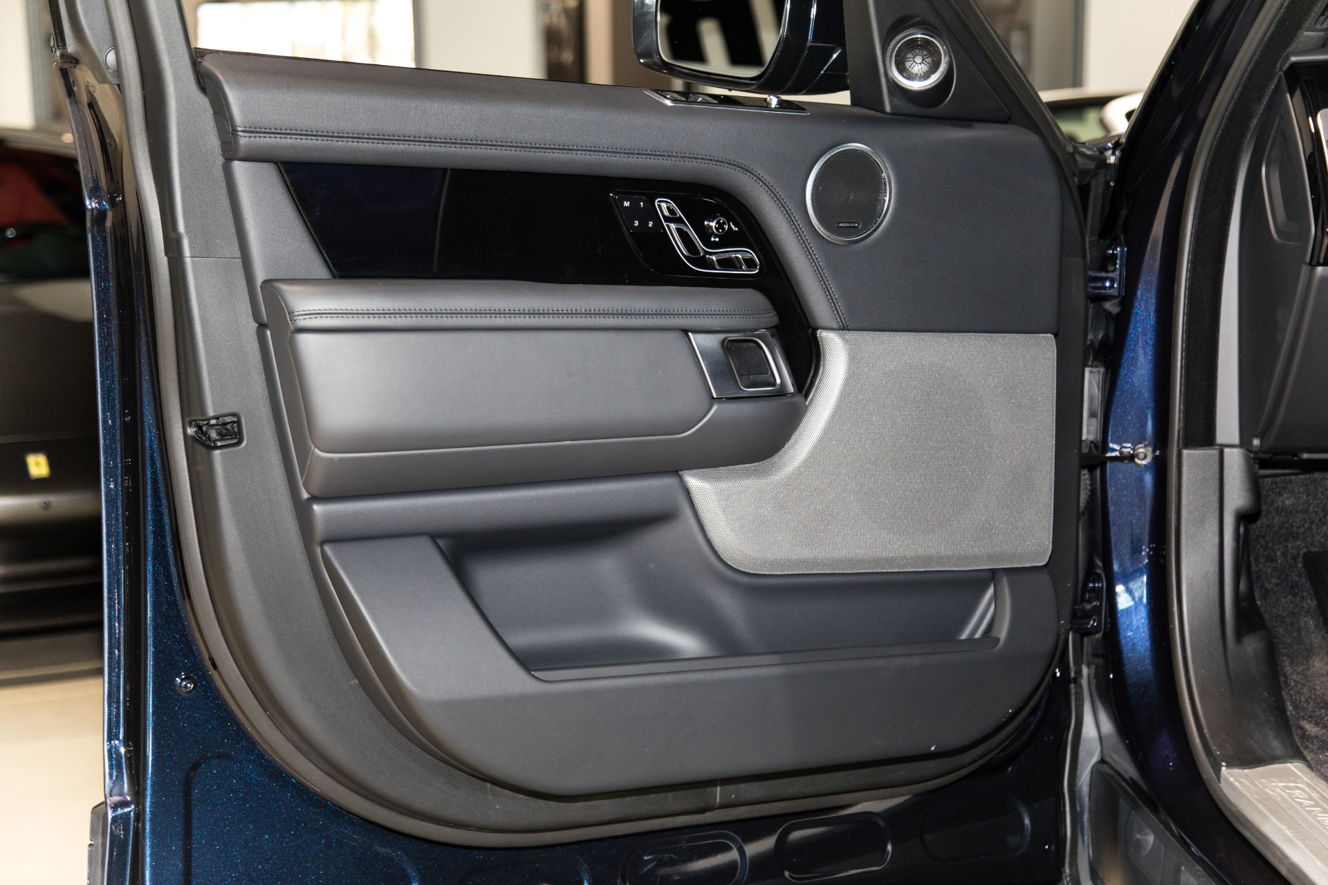 Used-2019-Land-Rover-Range-Rover-Supercharged