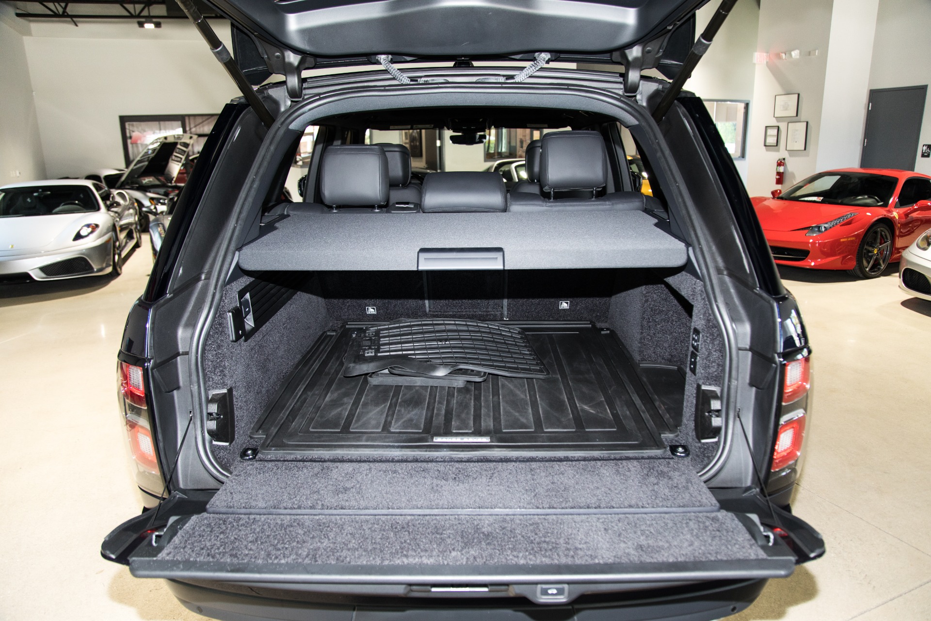 Used-2019-Land-Rover-Range-Rover-Supercharged