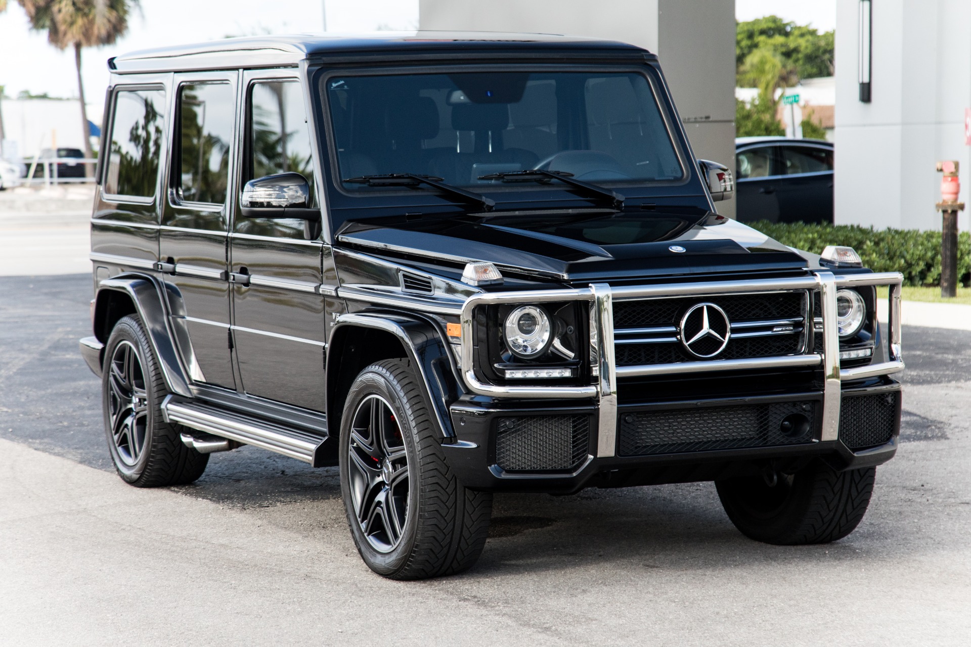 Used-2017-Mercedes-Benz-G-Class-AMG-G-63