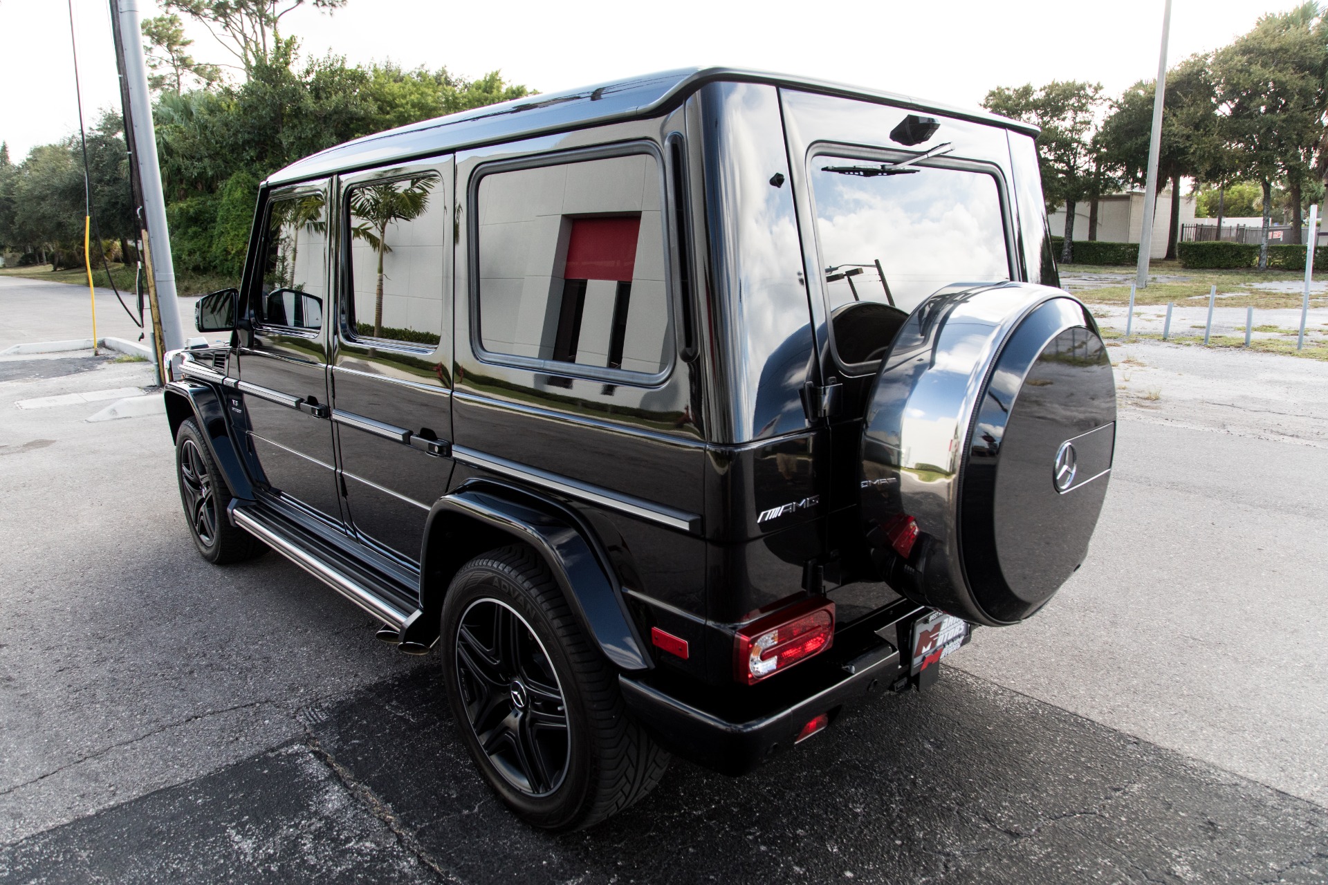 Used-2017-Mercedes-Benz-G-Class-AMG-G-63