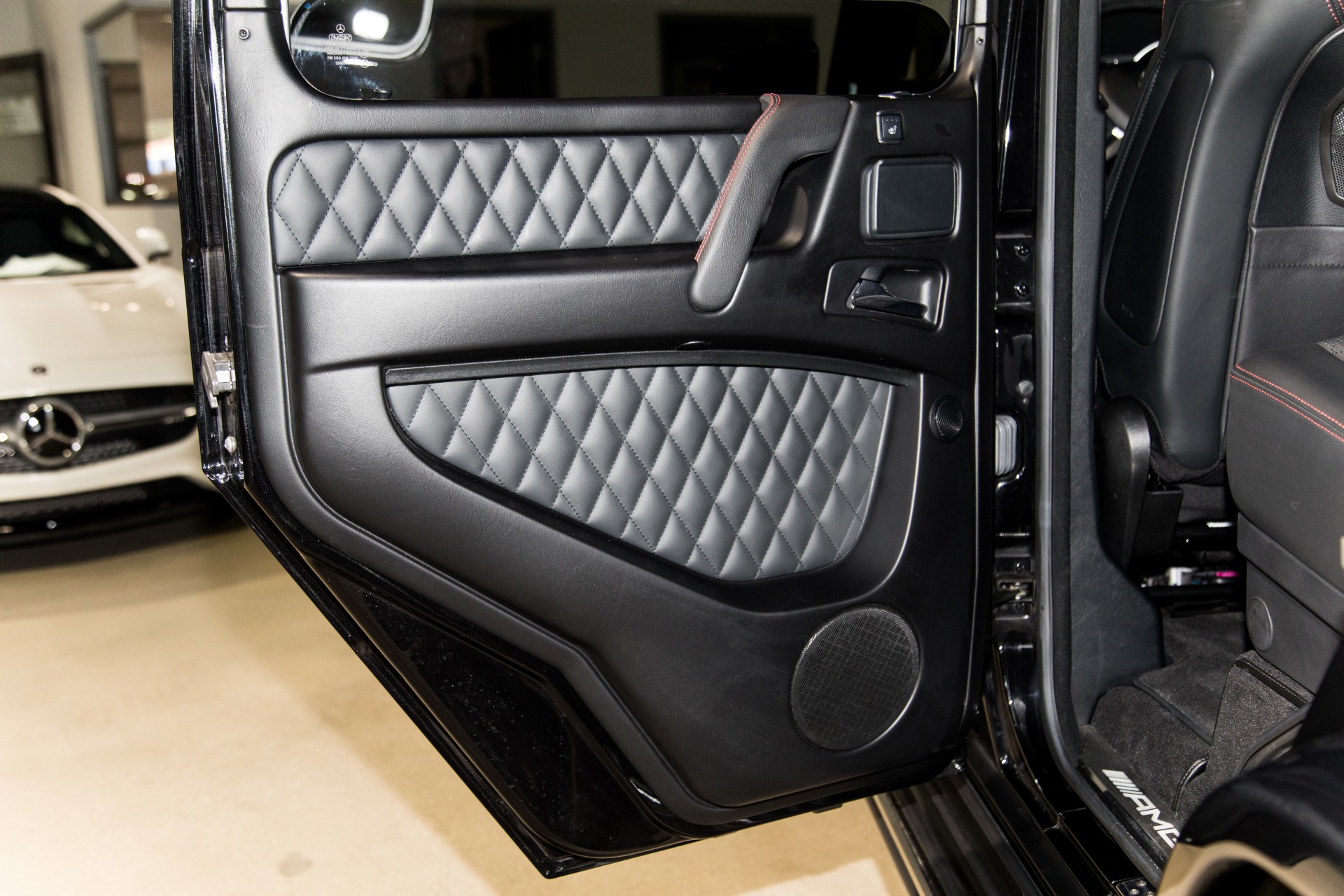 Used-2017-Mercedes-Benz-G-Class-AMG-G-63
