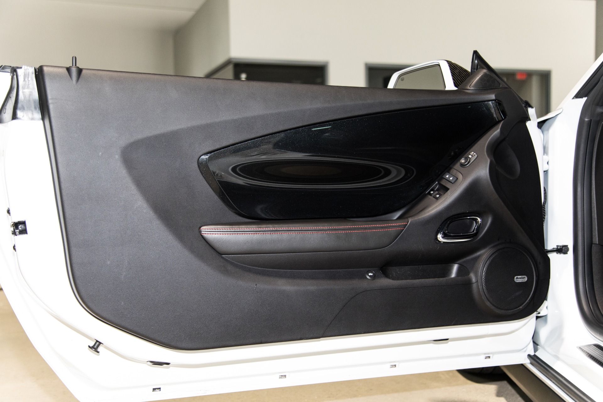 Used-2013-Chevrolet-Camaro-ZL1