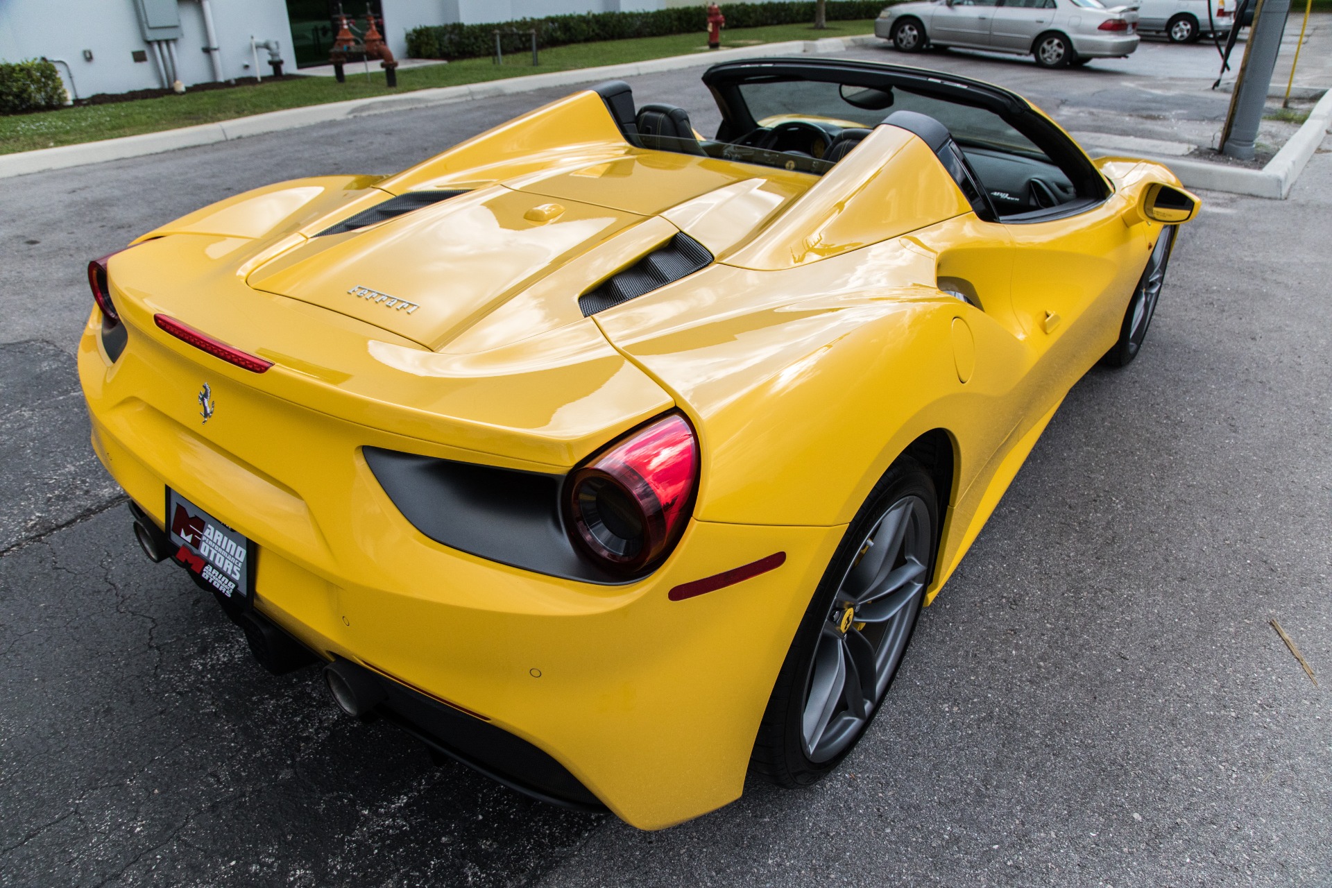 Used-2017-Ferrari-488-Spider