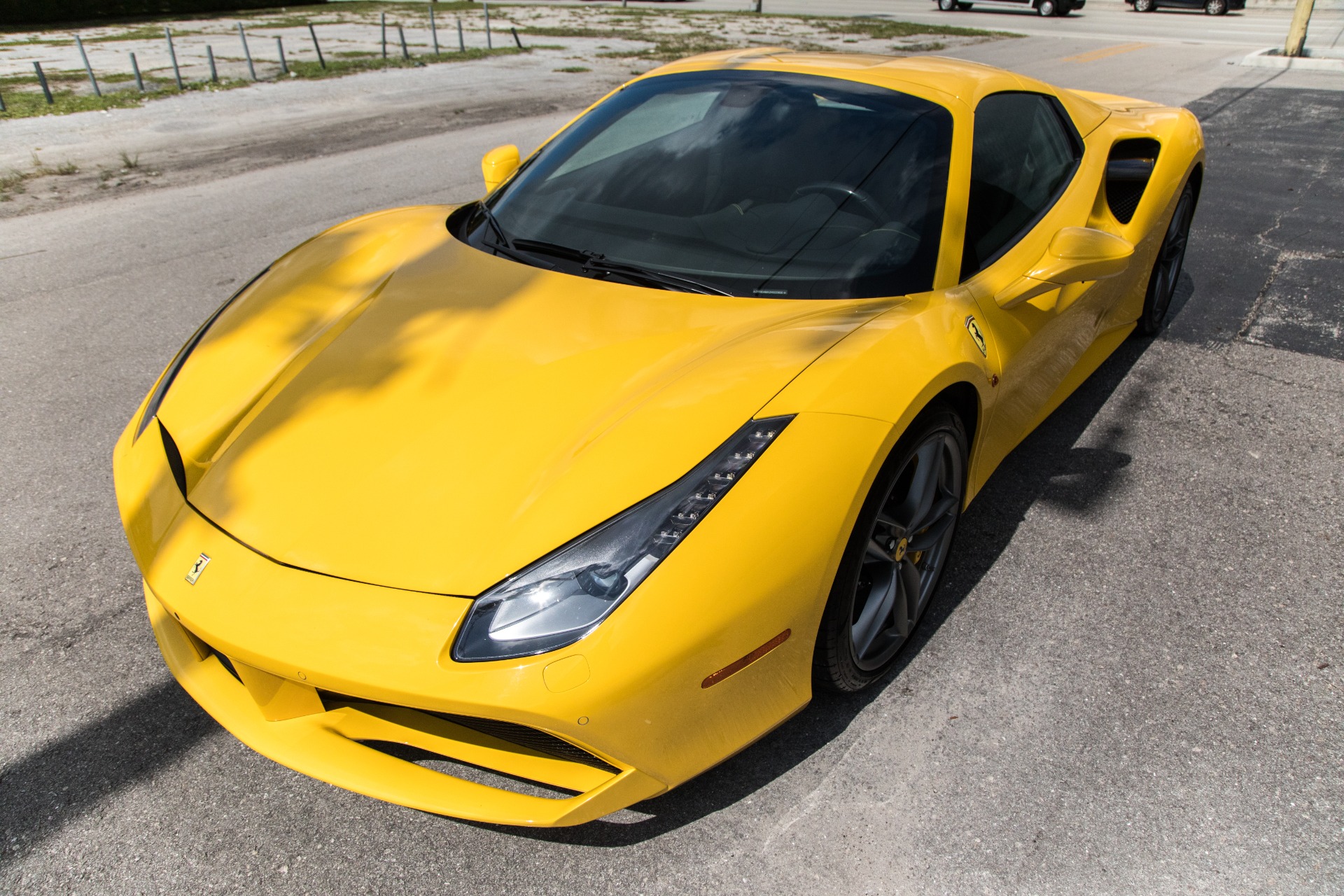 Used-2017-Ferrari-488-Spider