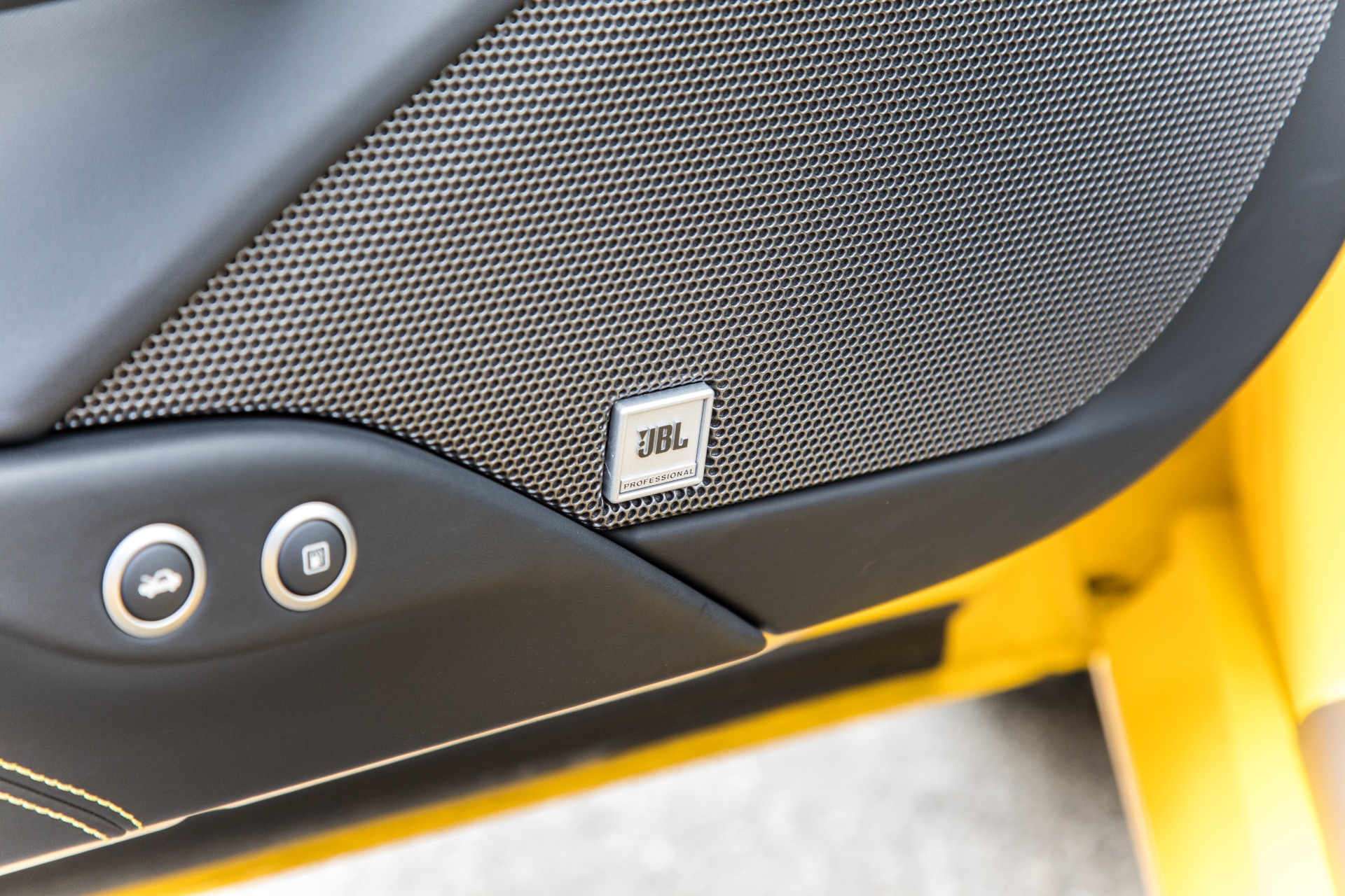 Used-2017-Ferrari-488-Spider
