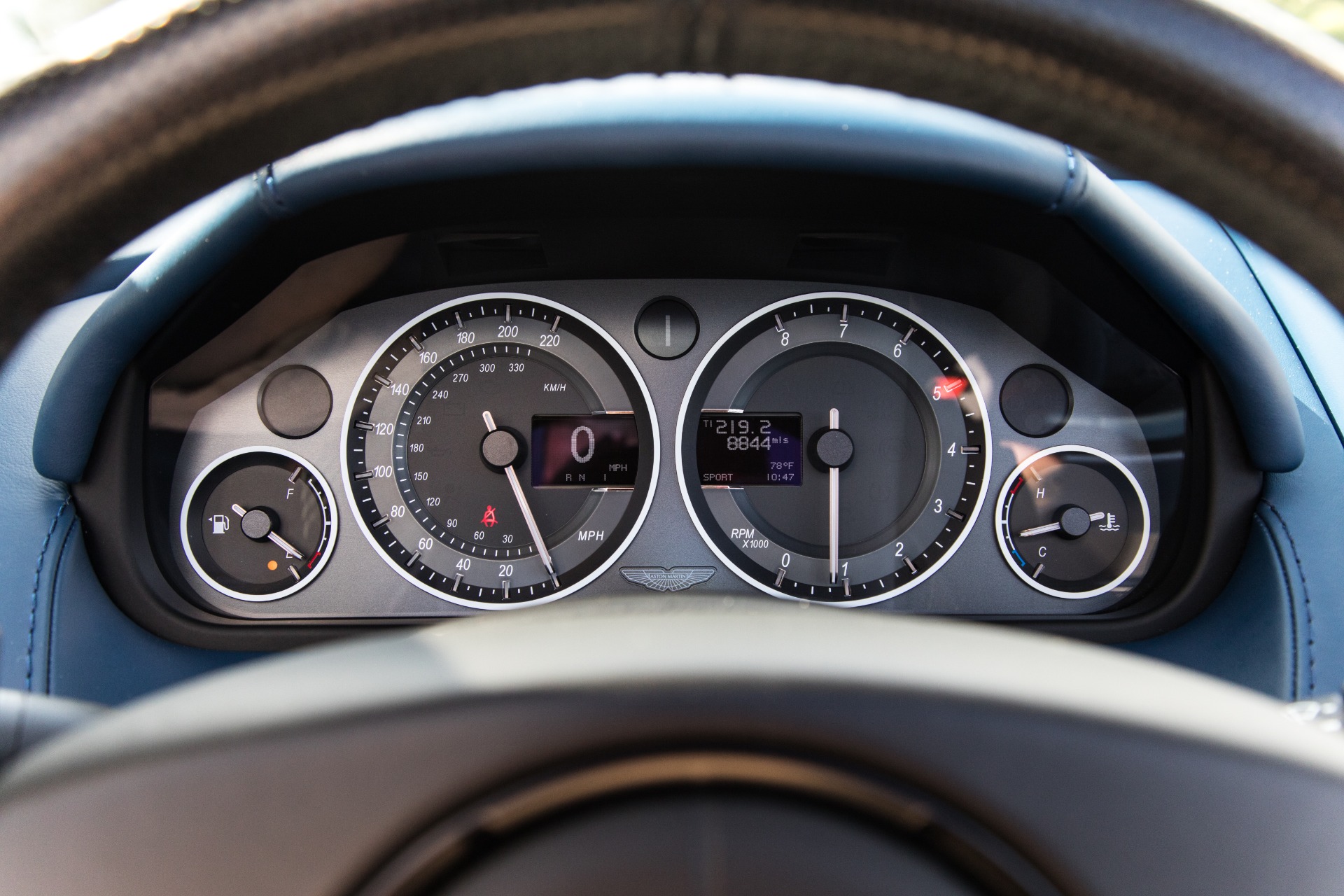 Used-2015-Aston-Martin-V12-Vantage-S-Roadster