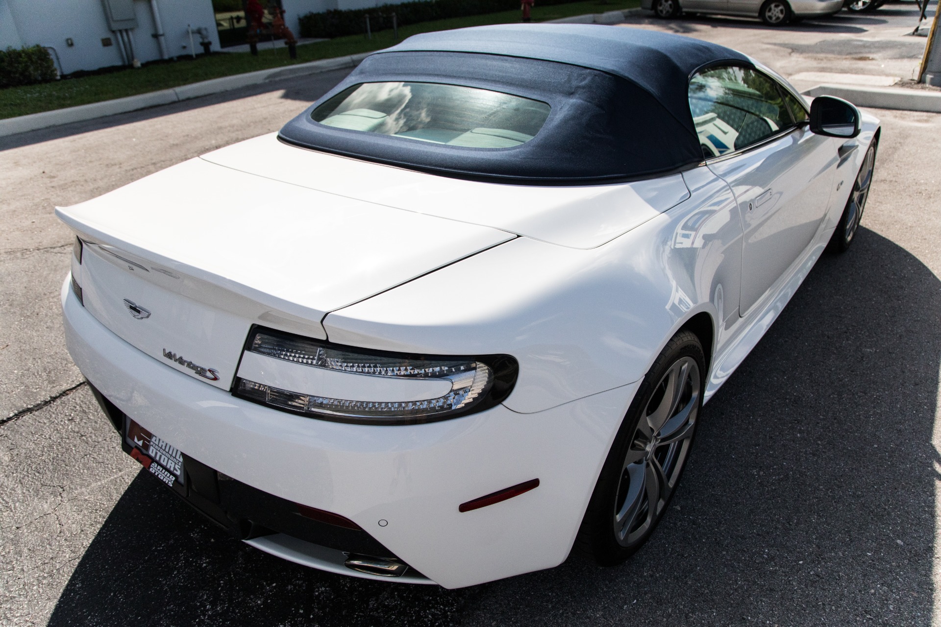 Used-2015-Aston-Martin-V12-Vantage-S-Roadster