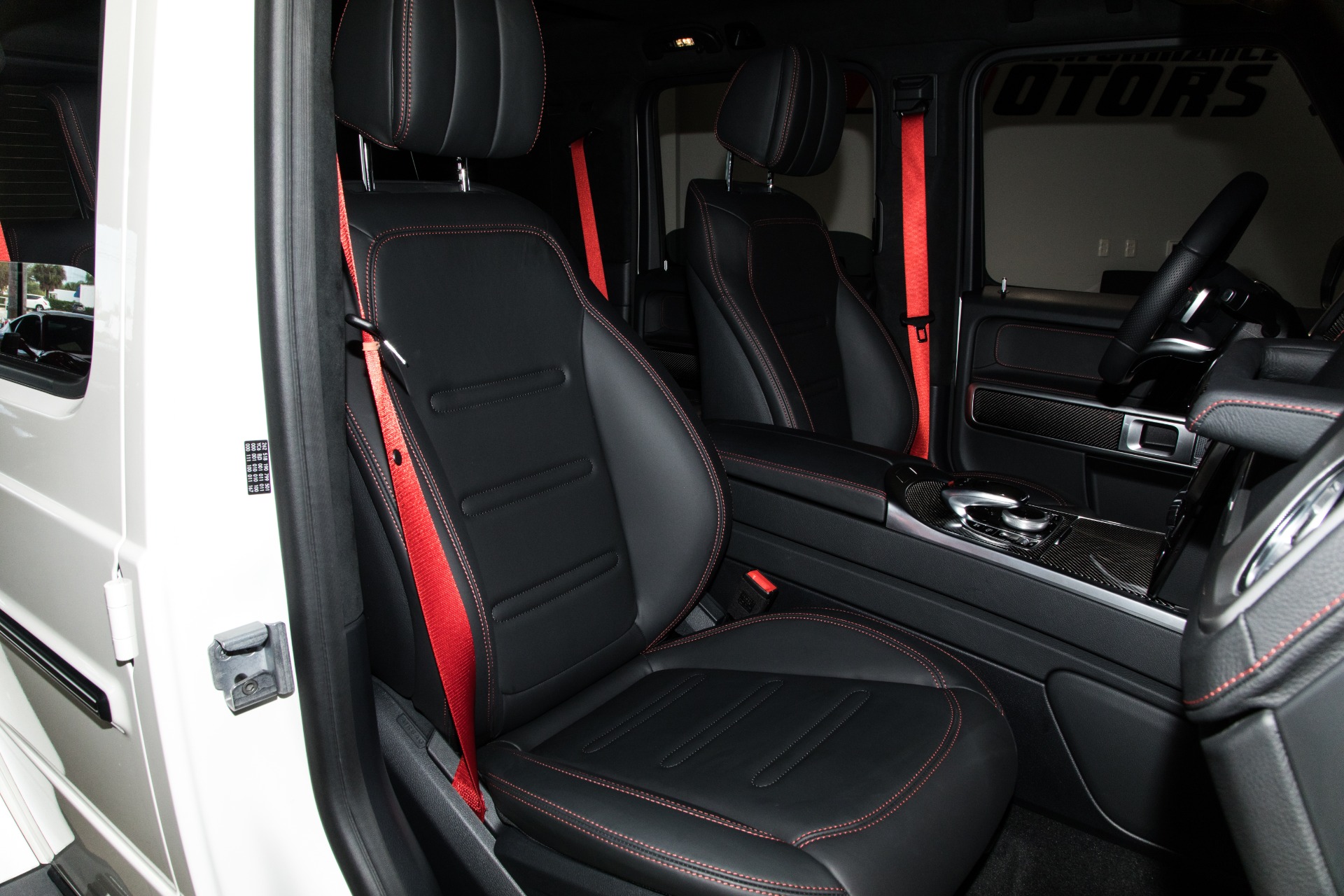 Used-2019-Mercedes-Benz-G-Class-G-550