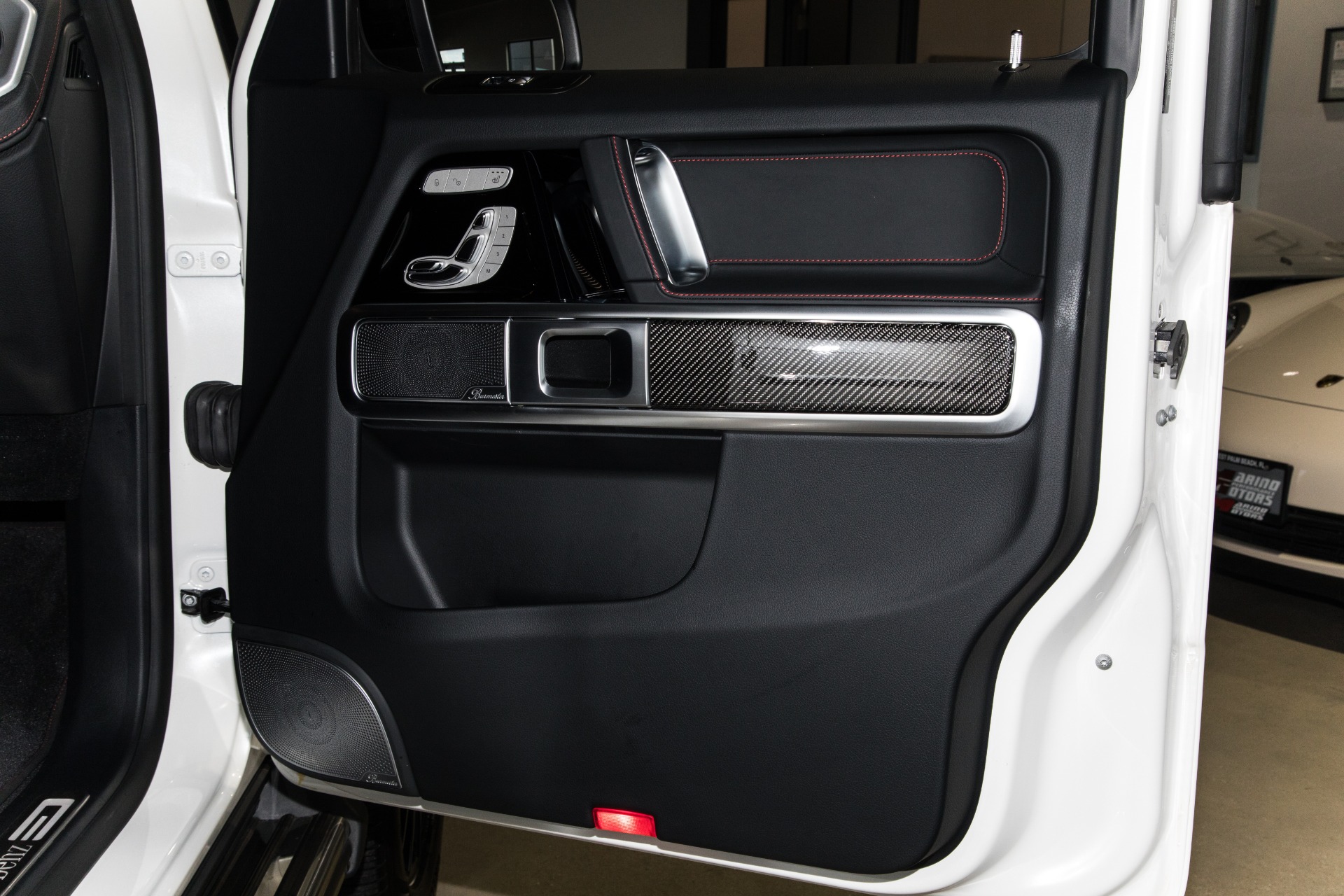 Used-2019-Mercedes-Benz-G-Class-G-550