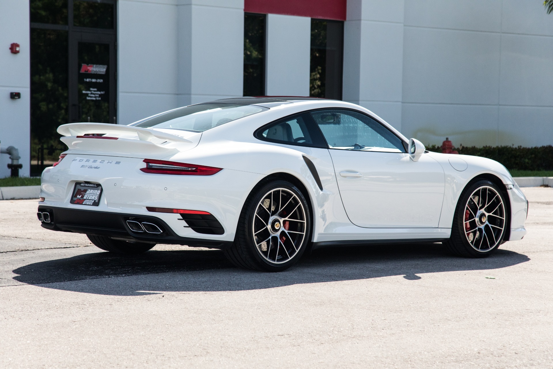 Used-2018-Porsche-911-Turbo