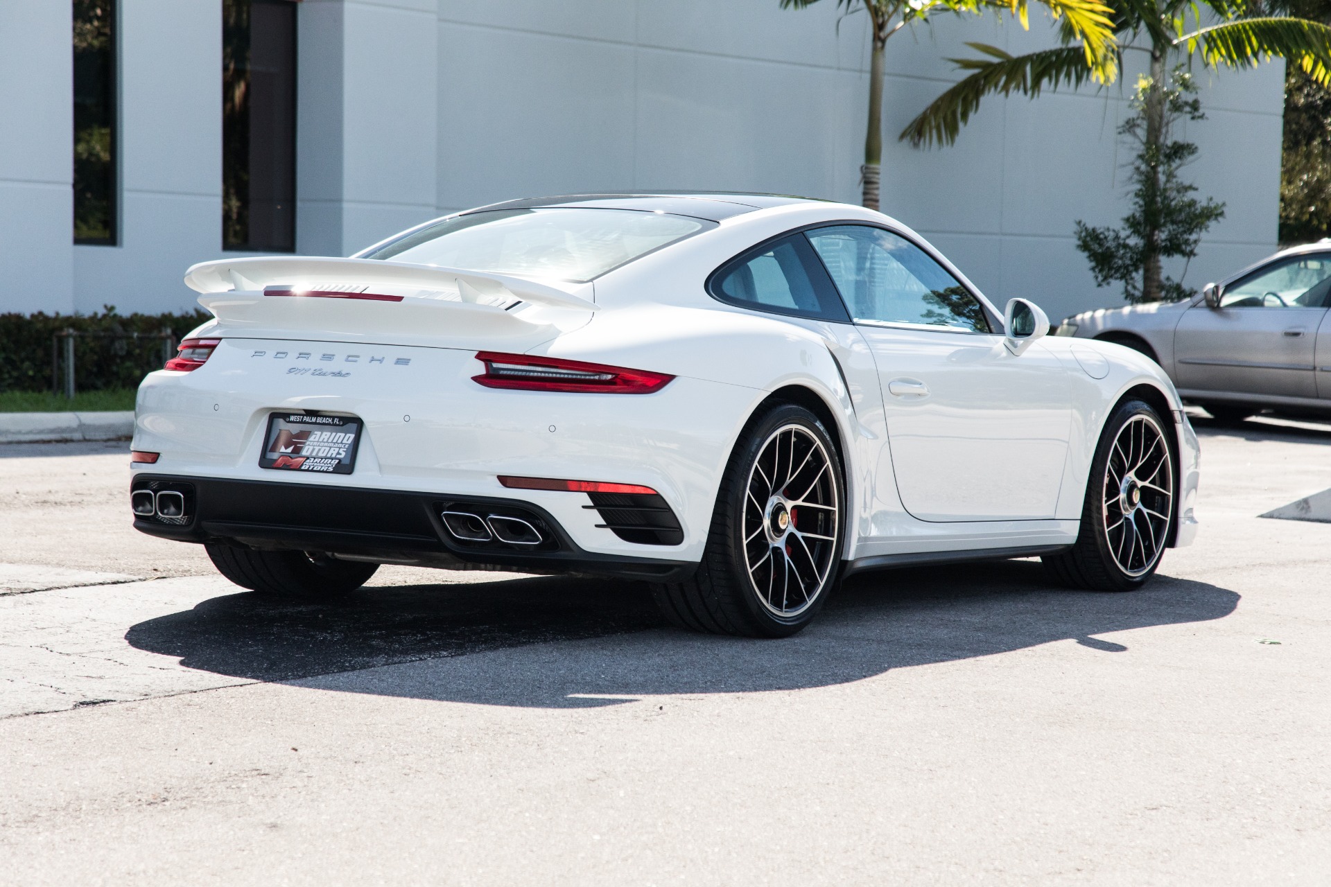 Used-2018-Porsche-911-Turbo