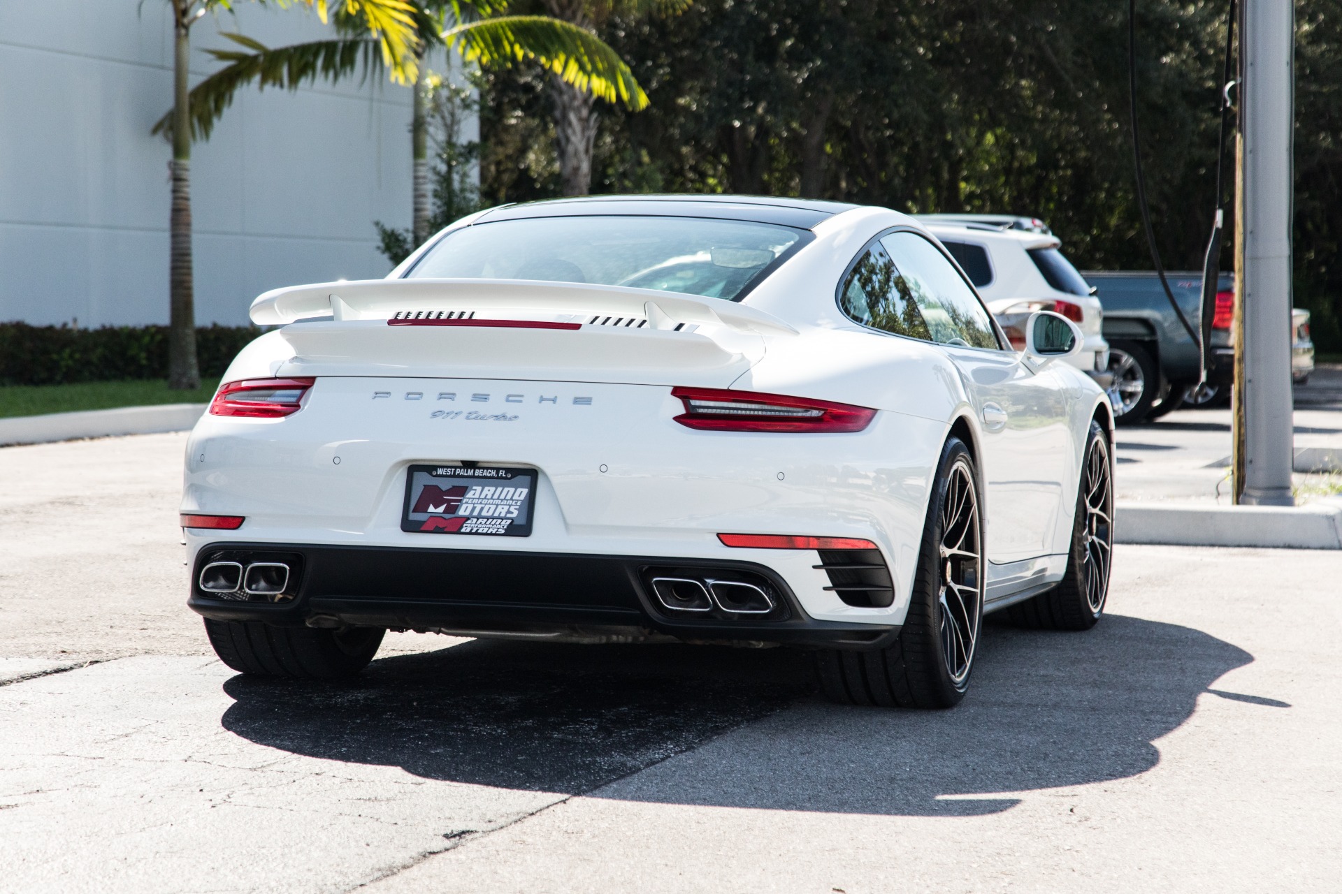 Used-2018-Porsche-911-Turbo