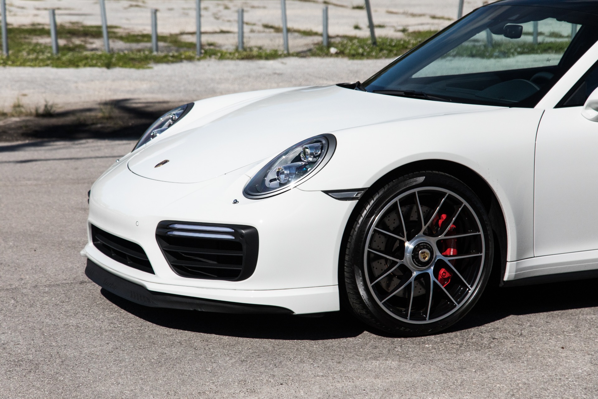 Used-2018-Porsche-911-Turbo
