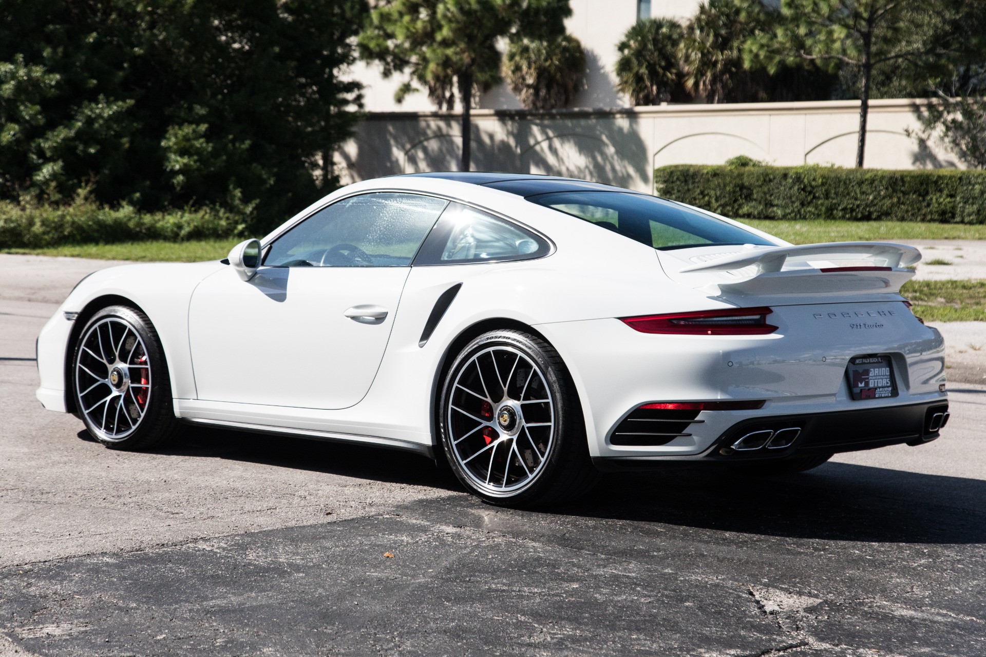 Used-2018-Porsche-911-Turbo