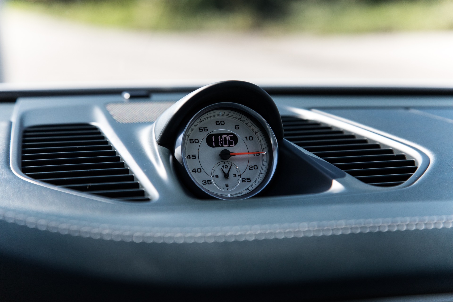 Used-2018-Porsche-911-Turbo