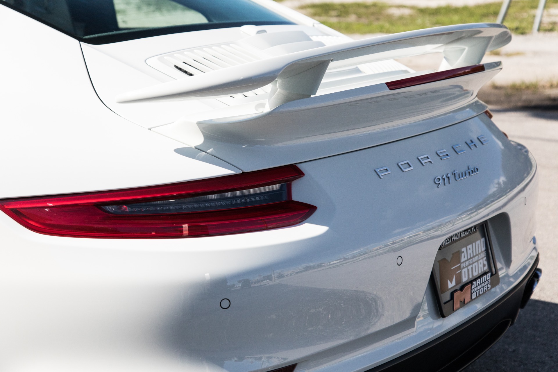Used-2018-Porsche-911-Turbo