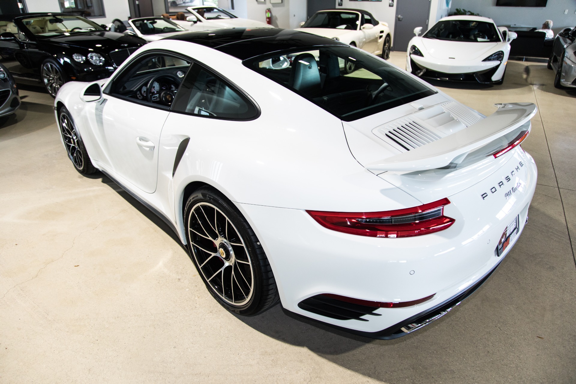 Used-2018-Porsche-911-Turbo
