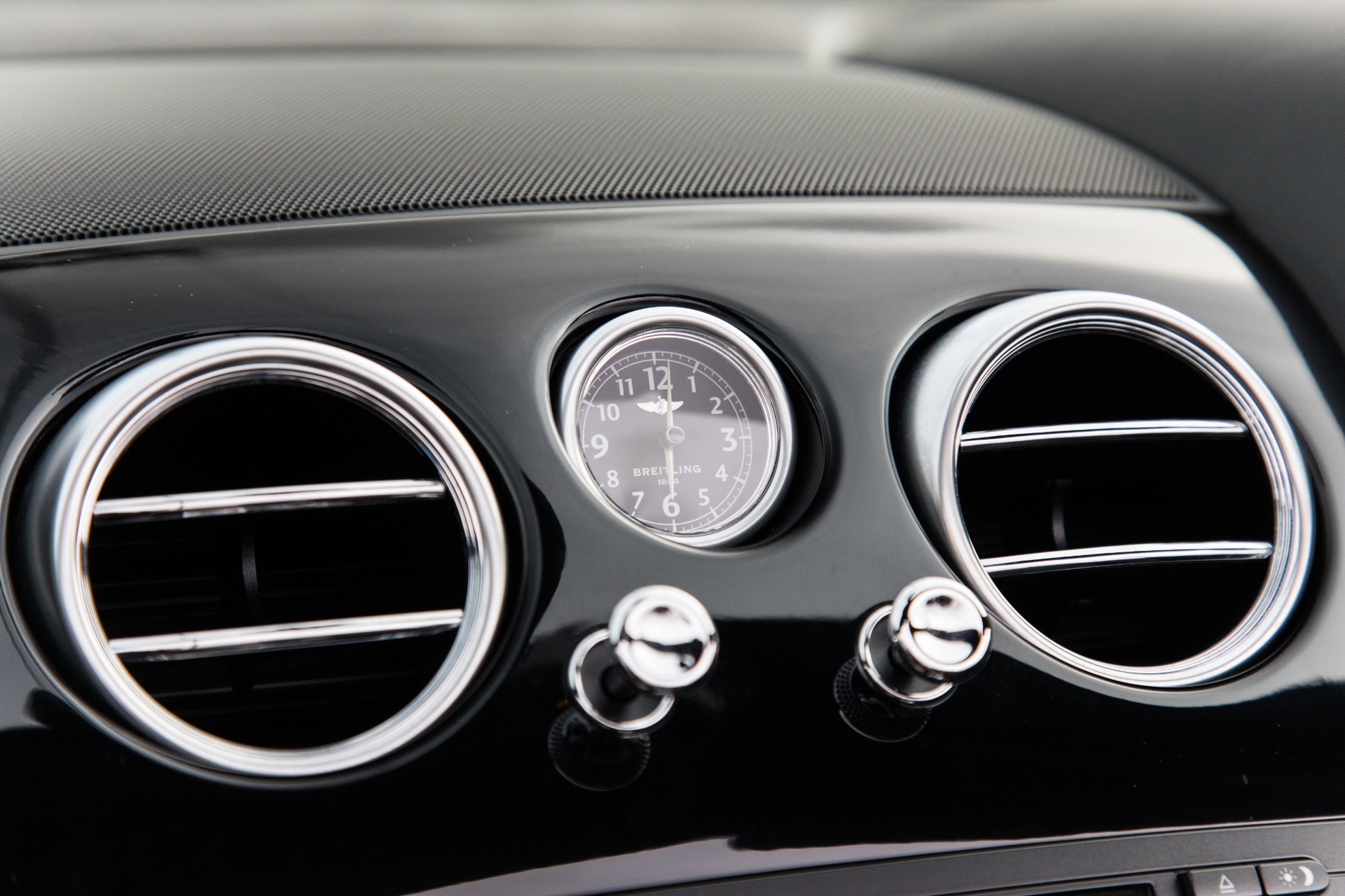 Used-2012-Bentley-Continental-Supersports