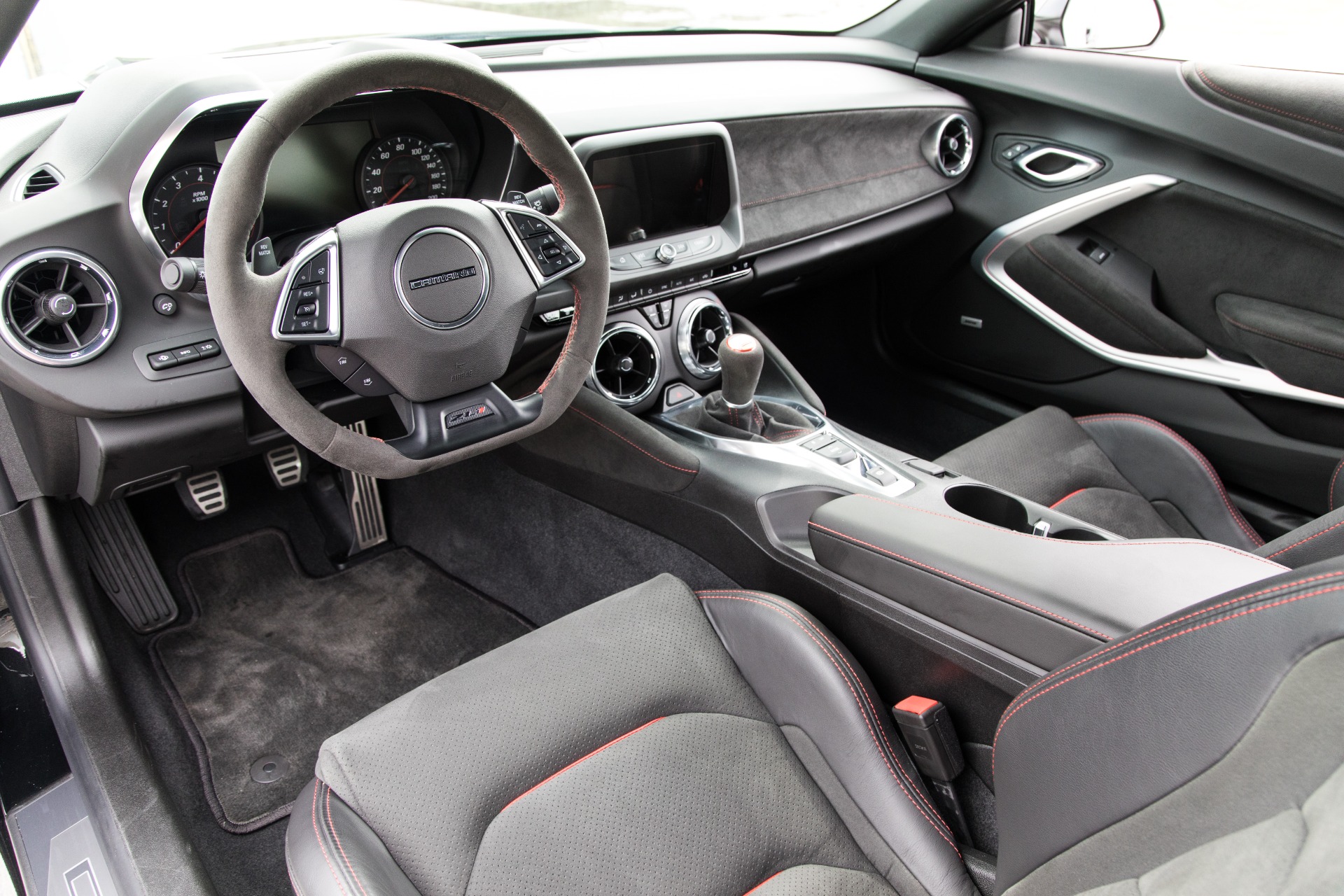 Used-2018-Chevrolet-Camaro-ZL1