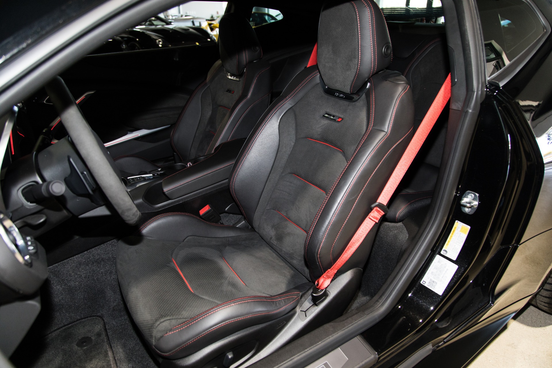 Used-2018-Chevrolet-Camaro-ZL1