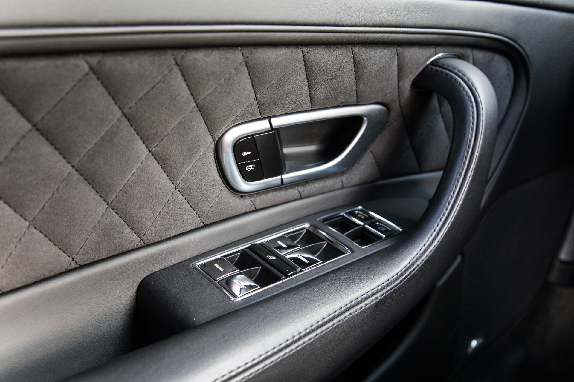 Used-2010-Bentley-Continental-Supersports