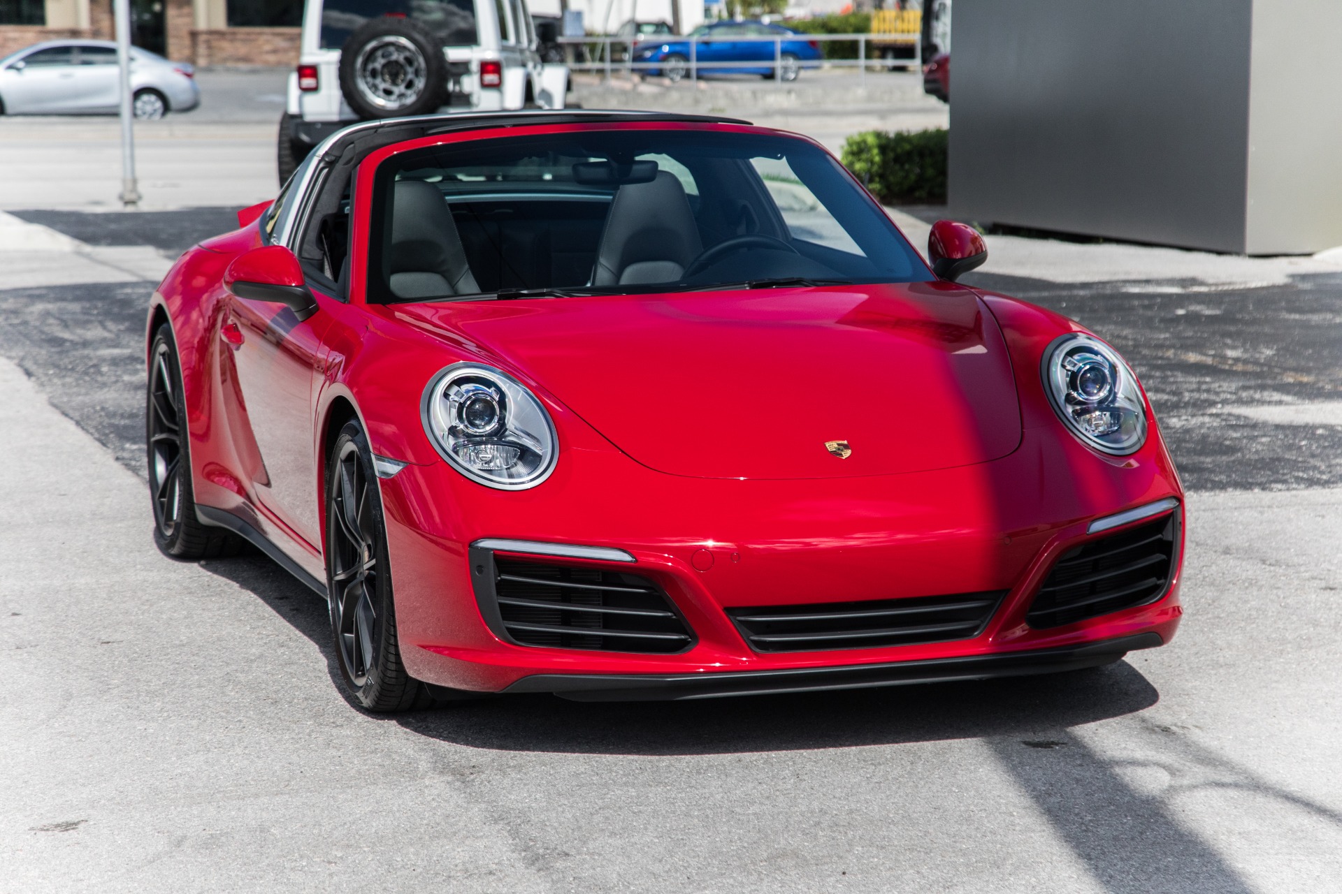 Used-2017-Porsche-911-Targa-4