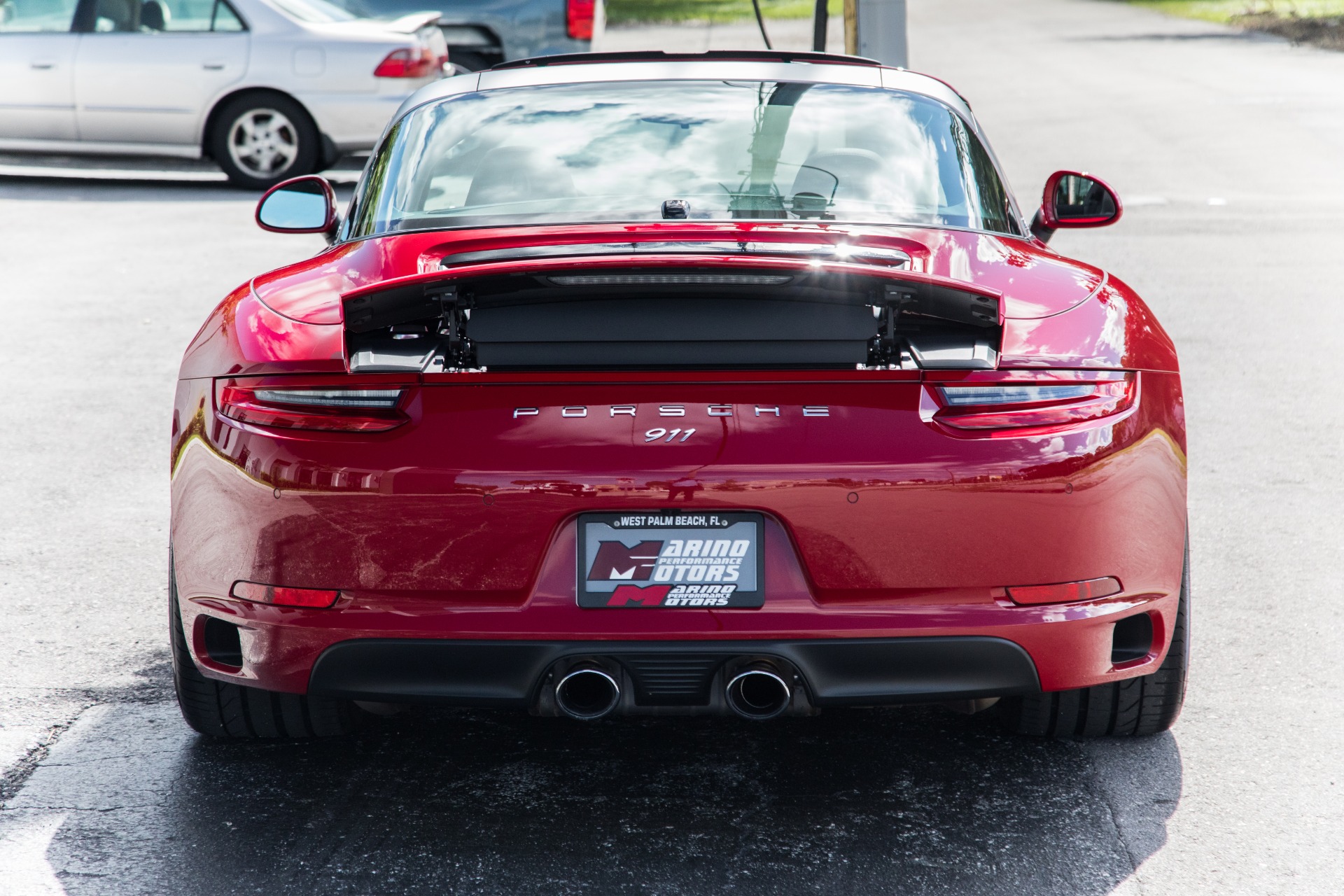 Used-2017-Porsche-911-Targa-4