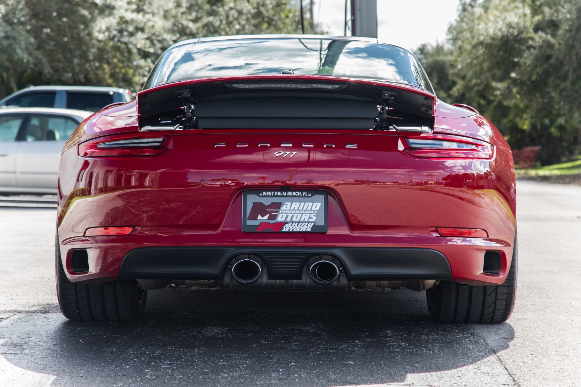 Used-2017-Porsche-911-Targa-4