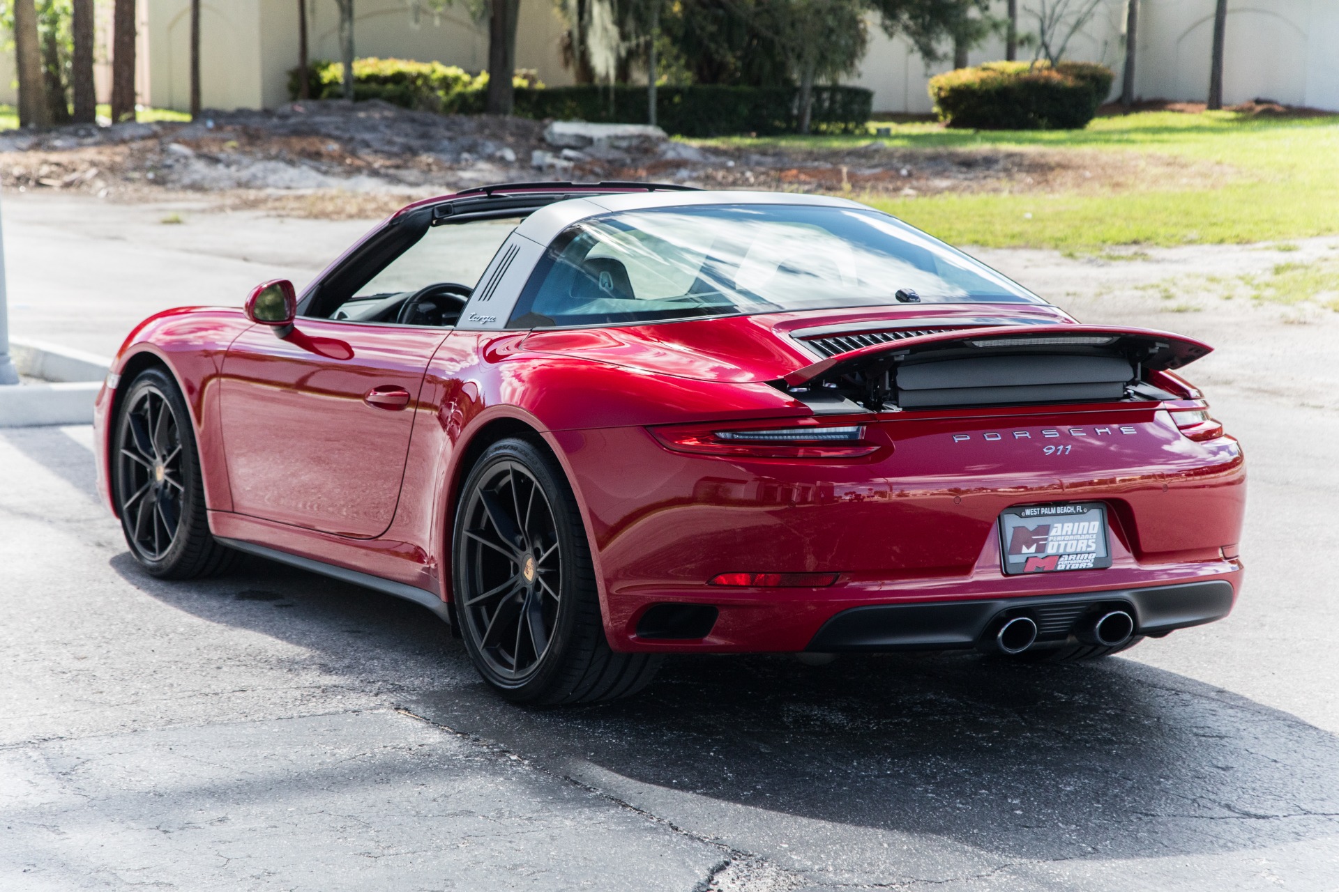 Used-2017-Porsche-911-Targa-4